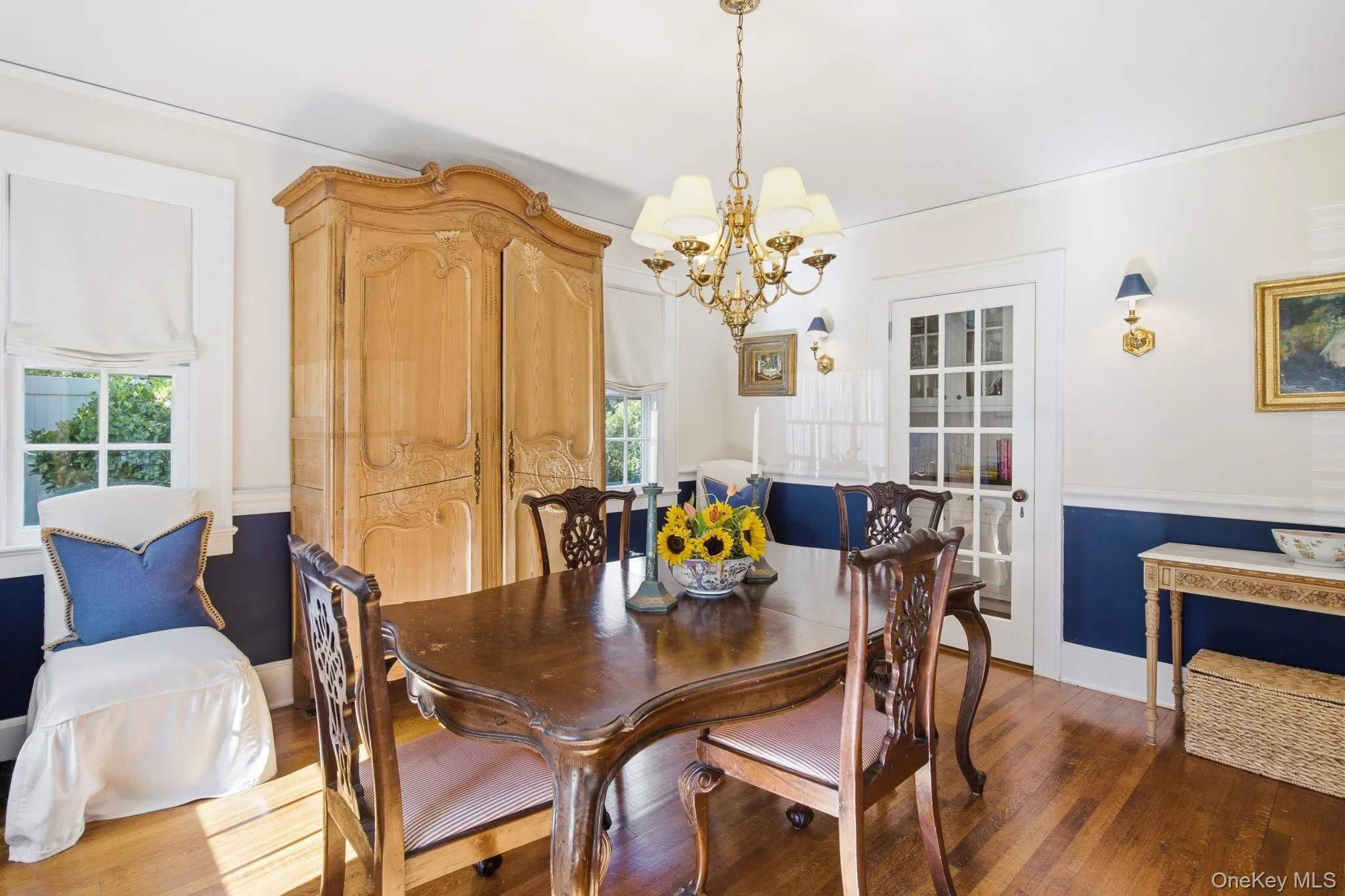 75 Dewey Street, Huntington, NY, 4 Bedrooms Bedrooms, 7 Rooms Rooms,3 BathroomsBathrooms,Residential,For Rent,Dewey,0,1059398 75 Dewey Street, Huntington, NY, 4 Bedrooms Bedrooms, 7 Rooms Rooms,3 BathroomsBathrooms,Residential,For Rent,Dewey,0,1059398