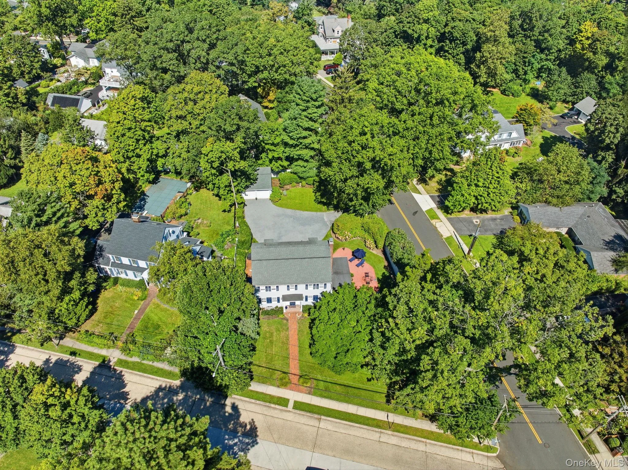75 Dewey Street, Huntington, NY, 4 Bedrooms Bedrooms, 7 Rooms Rooms,3 BathroomsBathrooms,Residential,For Rent,Dewey,0,1059398 75 Dewey Street, Huntington, NY, 4 Bedrooms Bedrooms, 7 Rooms Rooms,3 BathroomsBathrooms,Residential,For Rent,Dewey,0,1059398