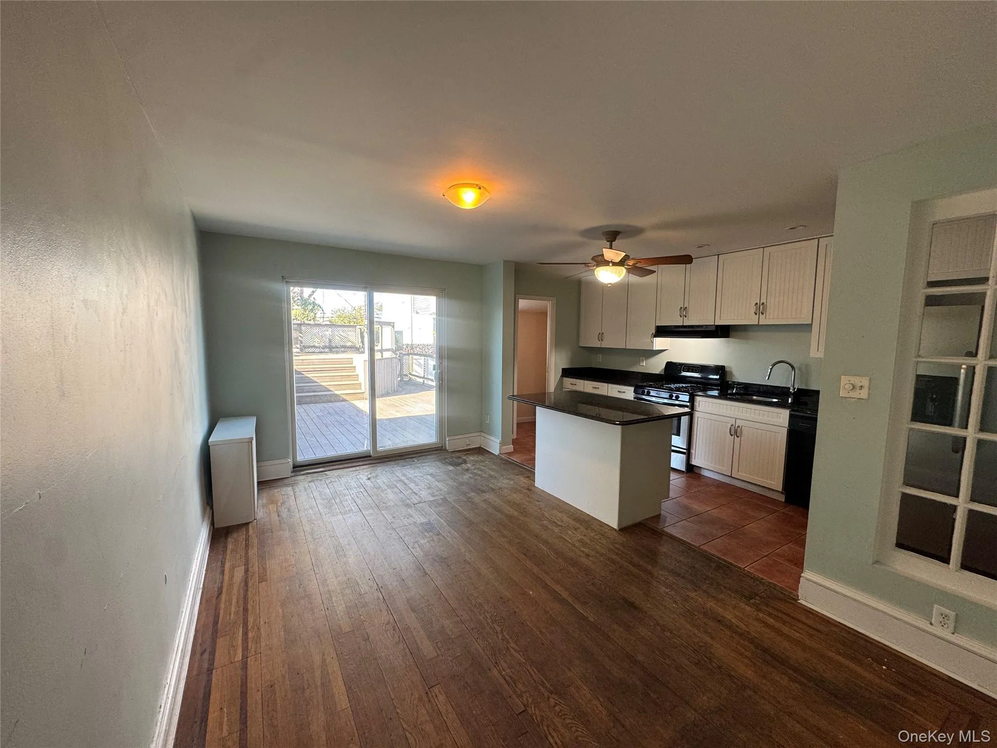 331 Beach 91st Street, New York, NY, 3 Bedrooms Bedrooms, 5 Rooms Rooms,1 BathroomBathrooms,Residential,For Rent,Beach 91st,0,1059402 331 Beach 91st Street, New York, NY, 3 Bedrooms Bedrooms, 5 Rooms Rooms,1 BathroomBathrooms,Residential,For Rent,Beach 91st,0,1059402