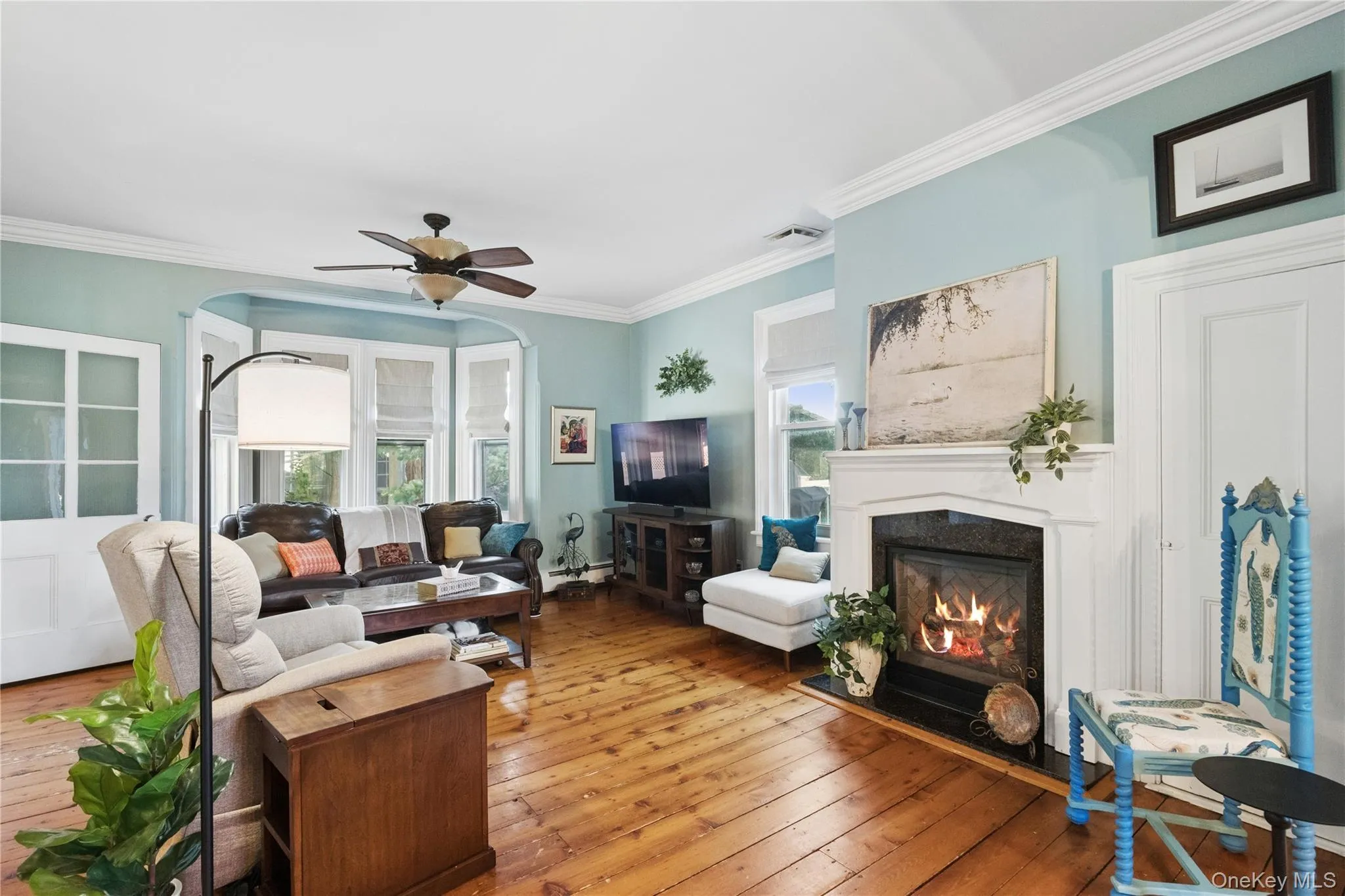 43 E Shore Road, Huntington, NY, 3 Bedrooms Bedrooms, 8 Rooms Rooms,4 BathroomsBathrooms,Residential,For Rent,E Shore,0,1059406 43 E Shore Road, Huntington, NY, 3 Bedrooms Bedrooms, 8 Rooms Rooms,4 BathroomsBathrooms,Residential,For Rent,E Shore,0,1059406