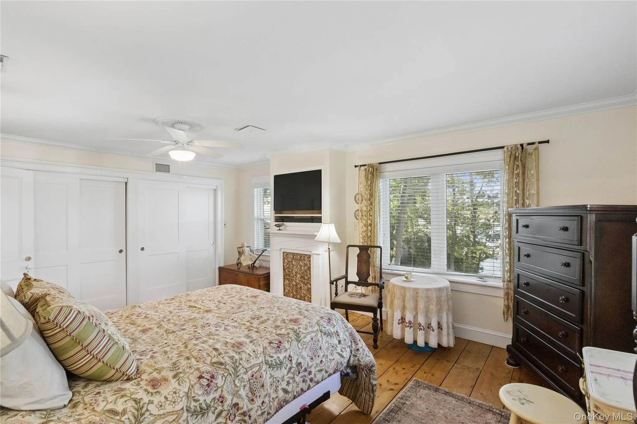43 E Shore Road, Huntington, NY, 3 Bedrooms Bedrooms, 8 Rooms Rooms,4 BathroomsBathrooms,Residential,For Rent,E Shore,0,1059406 43 E Shore Road, Huntington, NY, 3 Bedrooms Bedrooms, 8 Rooms Rooms,4 BathroomsBathrooms,Residential,For Rent,E Shore,0,1059406