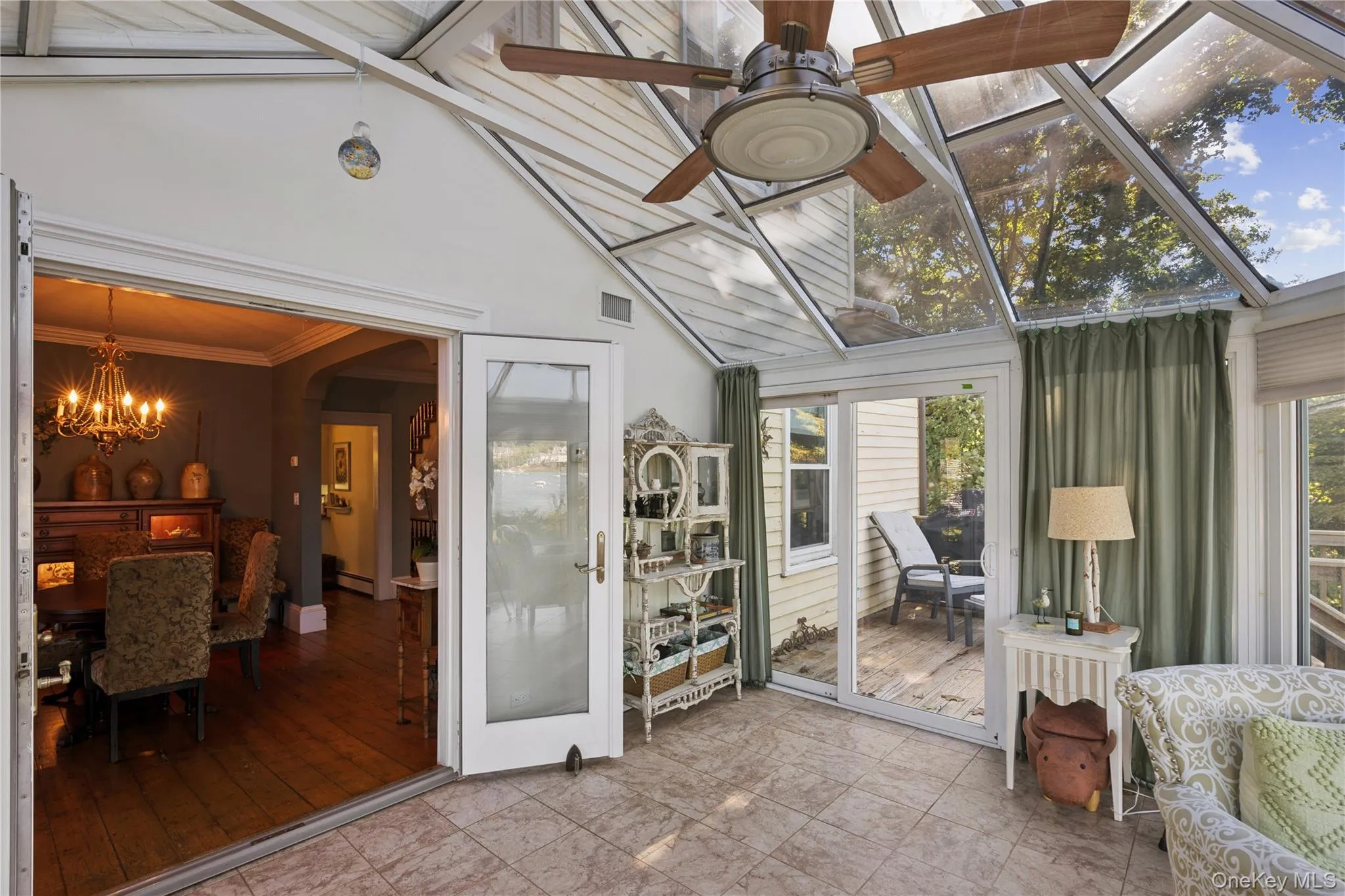 43 E Shore Road, Huntington, NY, 3 Bedrooms Bedrooms, 8 Rooms Rooms,4 BathroomsBathrooms,Residential,For Rent,E Shore,0,1059406 43 E Shore Road, Huntington, NY, 3 Bedrooms Bedrooms, 8 Rooms Rooms,4 BathroomsBathrooms,Residential,For Rent,E Shore,0,1059406