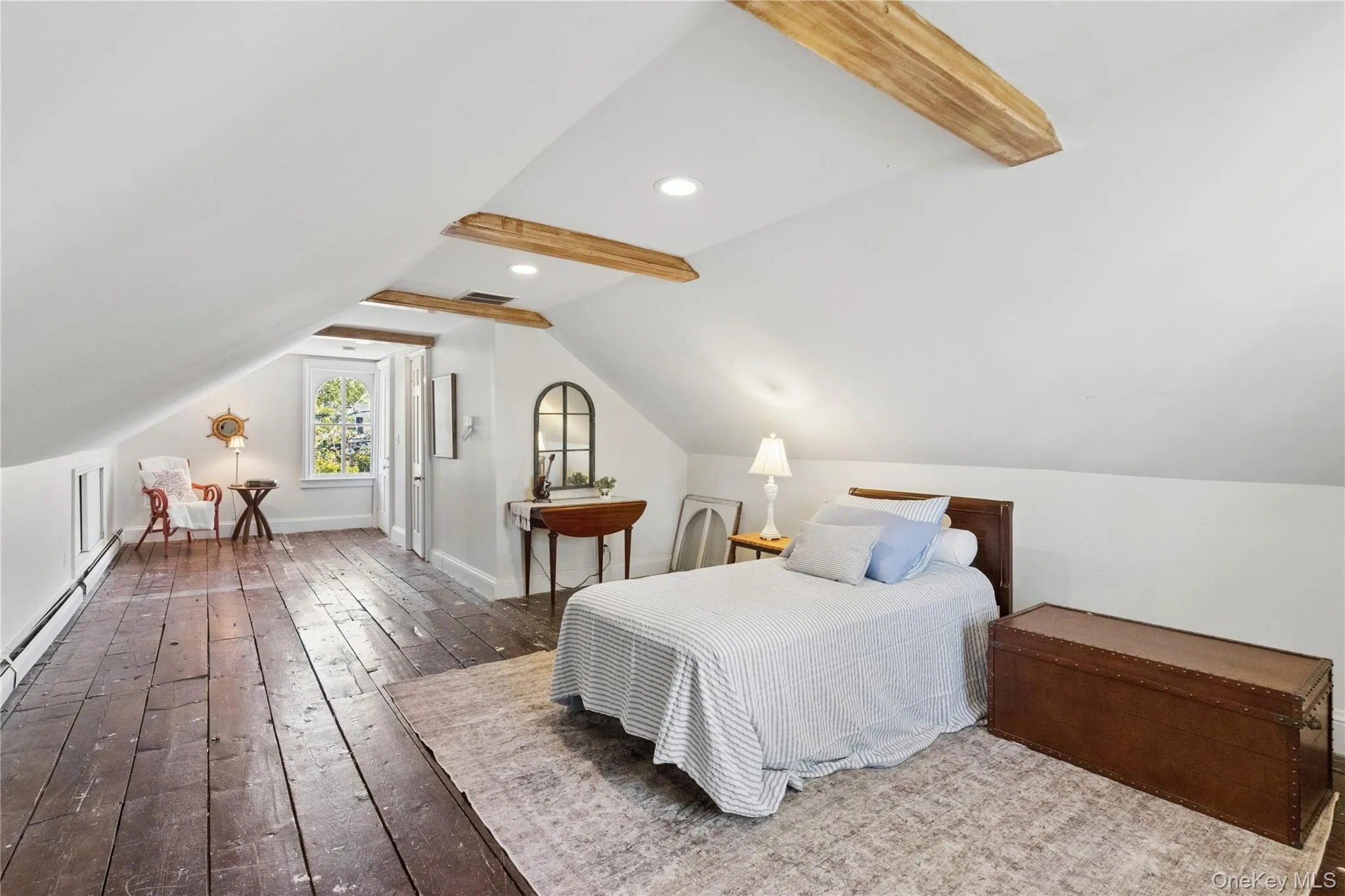 43 E Shore Road, Huntington, NY, 3 Bedrooms Bedrooms, 8 Rooms Rooms,4 BathroomsBathrooms,Residential,For Rent,E Shore,0,1059406 43 E Shore Road, Huntington, NY, 3 Bedrooms Bedrooms, 8 Rooms Rooms,4 BathroomsBathrooms,Residential,For Rent,E Shore,0,1059406