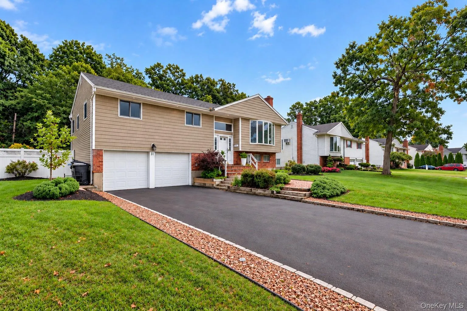 31 Sterling Lane, Smithtown, NY, 4 Bedrooms Bedrooms, 9 Rooms Rooms,2 BathroomsBathrooms,Residential,For Rent,Sterling,0,1059410 31 Sterling Lane, Smithtown, NY, 4 Bedrooms Bedrooms, 9 Rooms Rooms,2 BathroomsBathrooms,Residential,For Rent,Sterling,0,1059410