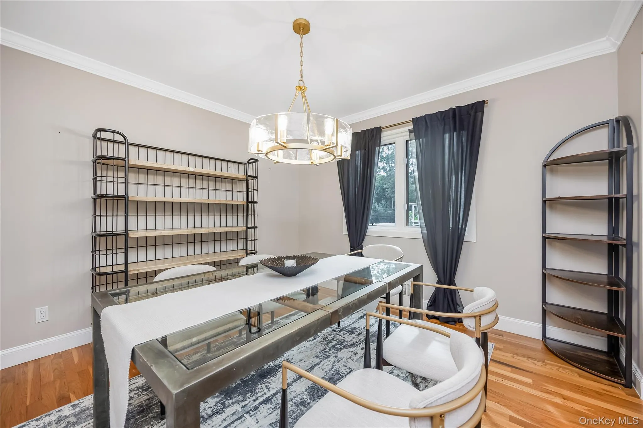 31 Sterling Lane, Smithtown, NY, 4 Bedrooms Bedrooms, 9 Rooms Rooms,2 BathroomsBathrooms,Residential,For Rent,Sterling,0,1059410 31 Sterling Lane, Smithtown, NY, 4 Bedrooms Bedrooms, 9 Rooms Rooms,2 BathroomsBathrooms,Residential,For Rent,Sterling,0,1059410