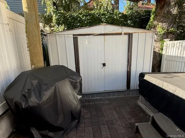 6414 83rd Place, New York, NY, 3 Bedrooms Bedrooms, 7 Rooms Rooms,2 BathroomsBathrooms,Residential,For Rent,83rd,0,1059411 6414 83rd Place, New York, NY, 3 Bedrooms Bedrooms, 7 Rooms Rooms,2 BathroomsBathrooms,Residential,For Rent,83rd,0,1059411