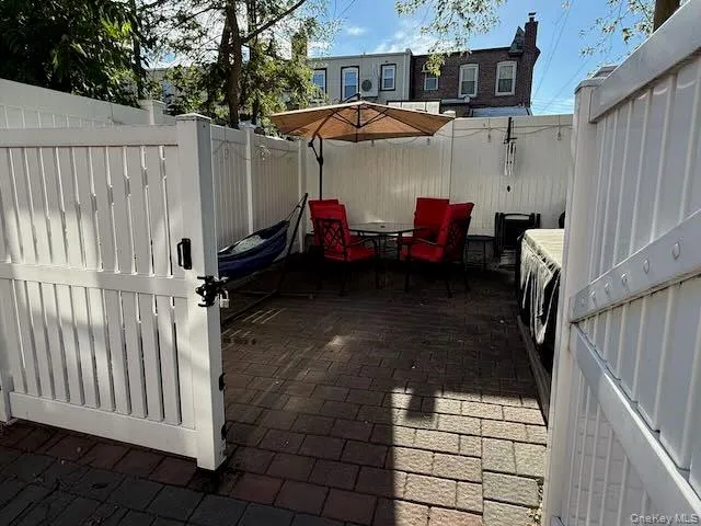6414 83rd Place, New York, NY, 3 Bedrooms Bedrooms, 7 Rooms Rooms,2 BathroomsBathrooms,Residential,For Rent,83rd,0,1059411 6414 83rd Place, New York, NY, 3 Bedrooms Bedrooms, 7 Rooms Rooms,2 BathroomsBathrooms,Residential,For Rent,83rd,0,1059411