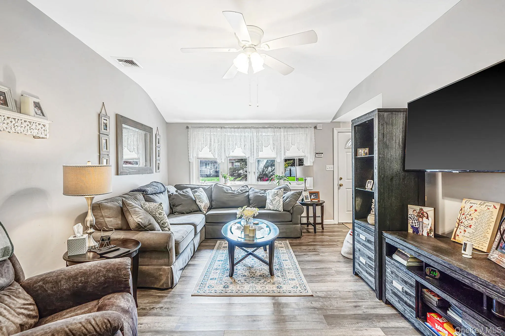 5 Allegheny Drive, Brookhaven, NY, 4 Bedrooms Bedrooms, 7 Rooms Rooms,1 BathroomBathrooms,Residential,For Rent,Allegheny,0,1059416 5 Allegheny Drive, Brookhaven, NY, 4 Bedrooms Bedrooms, 7 Rooms Rooms,1 BathroomBathrooms,Residential,For Rent,Allegheny,0,1059416