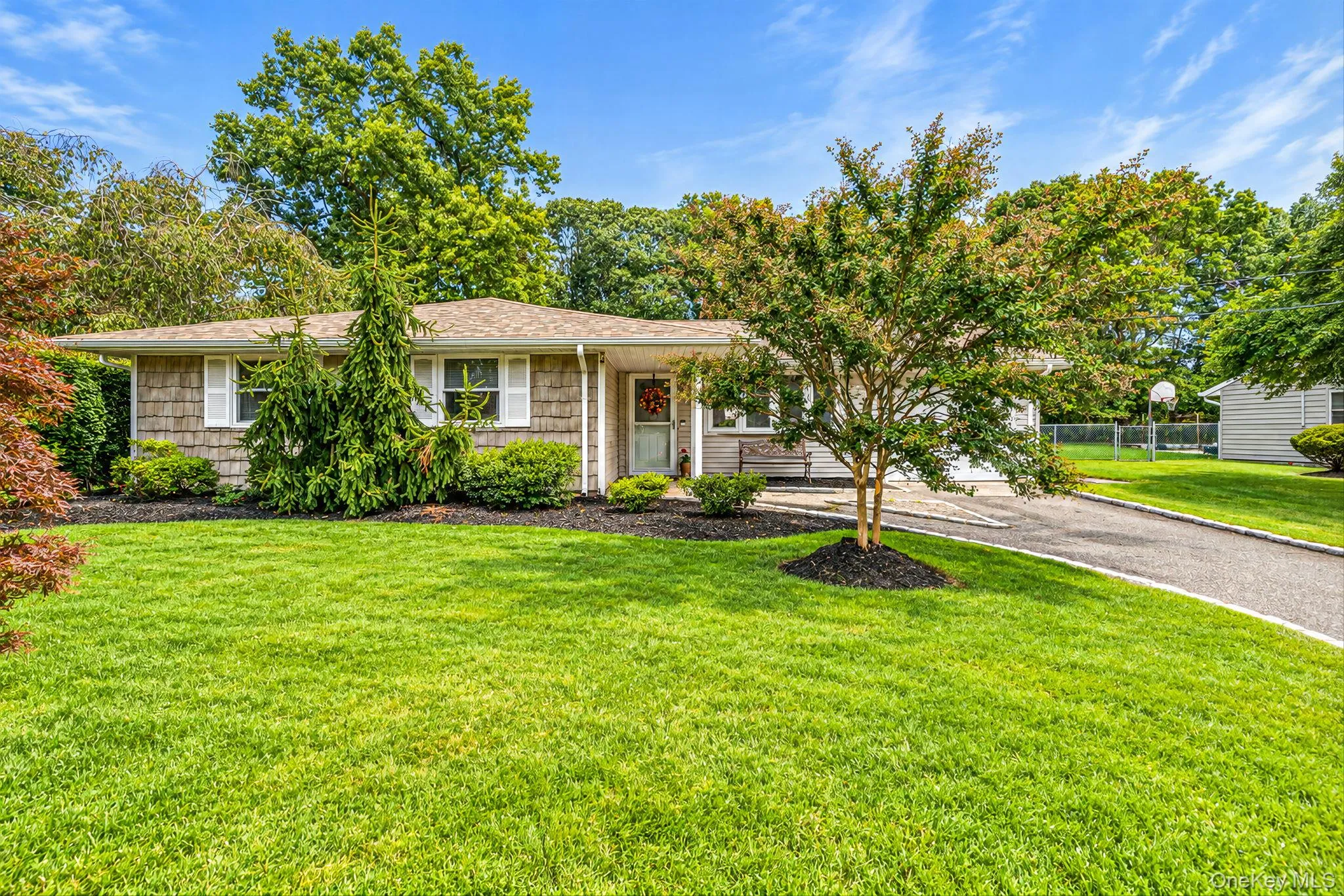 5 Allegheny Drive, Brookhaven, NY, 4 Bedrooms Bedrooms, 7 Rooms Rooms,1 BathroomBathrooms,Residential,For Rent,Allegheny,0,1059416 5 Allegheny Drive, Brookhaven, NY, 4 Bedrooms Bedrooms, 7 Rooms Rooms,1 BathroomBathrooms,Residential,For Rent,Allegheny,0,1059416