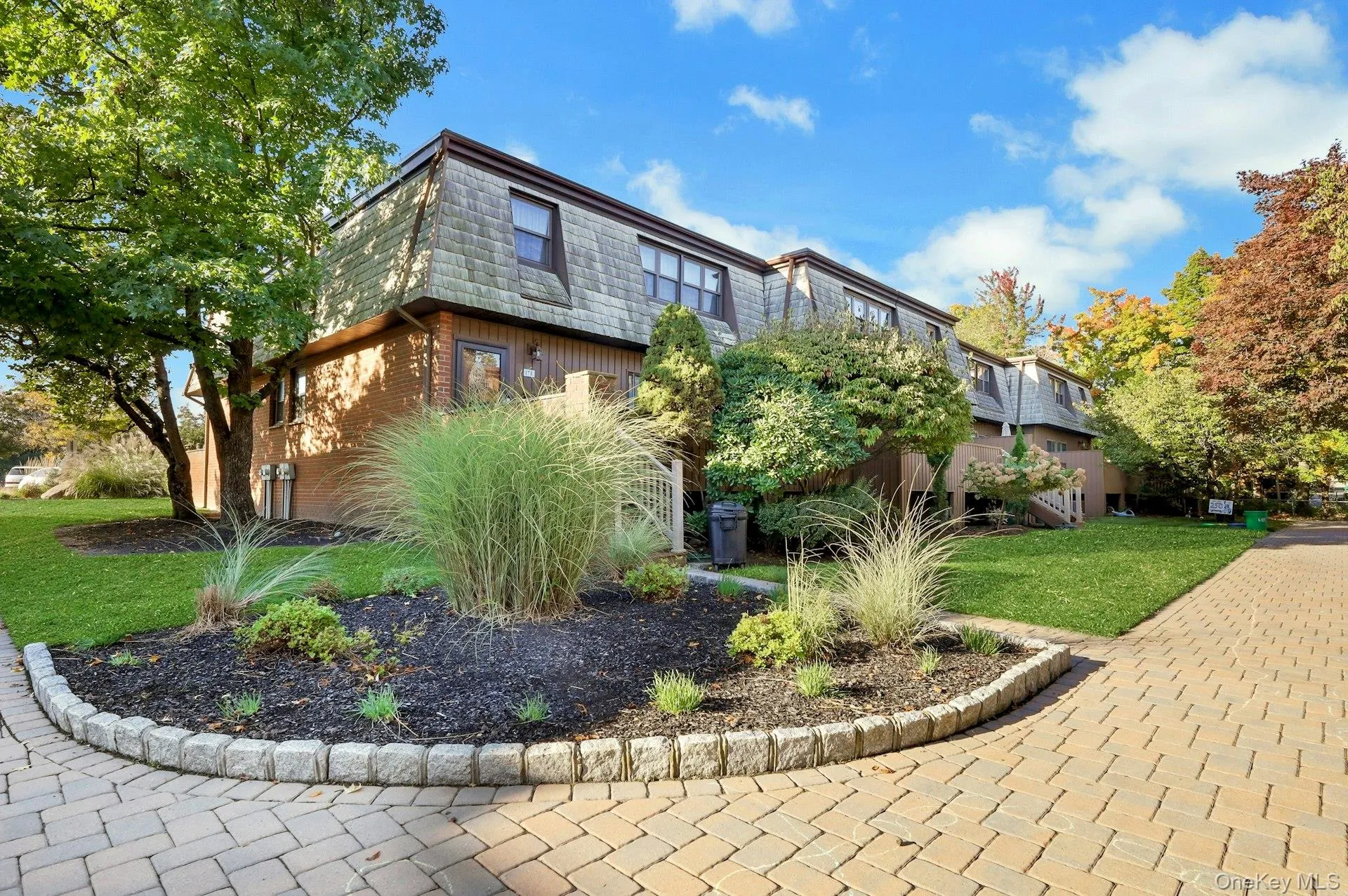 17 Heritage Drive, Clarkstown, NY, 3 Bedrooms Bedrooms, 8 Rooms Rooms,2 BathroomsBathrooms,Residential,For Rent,Heritage,0,1059434 17 Heritage Drive, Clarkstown, NY, 3 Bedrooms Bedrooms, 8 Rooms Rooms,2 BathroomsBathrooms,Residential,For Rent,Heritage,0,1059434