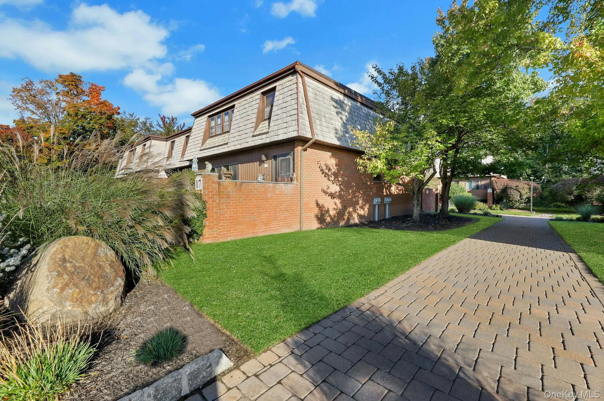 17 Heritage Drive, Clarkstown, NY, 3 Bedrooms Bedrooms, 8 Rooms Rooms,2 BathroomsBathrooms,Residential,For Rent,Heritage,0,1059434 17 Heritage Drive, Clarkstown, NY, 3 Bedrooms Bedrooms, 8 Rooms Rooms,2 BathroomsBathrooms,Residential,For Rent,Heritage,0,1059434