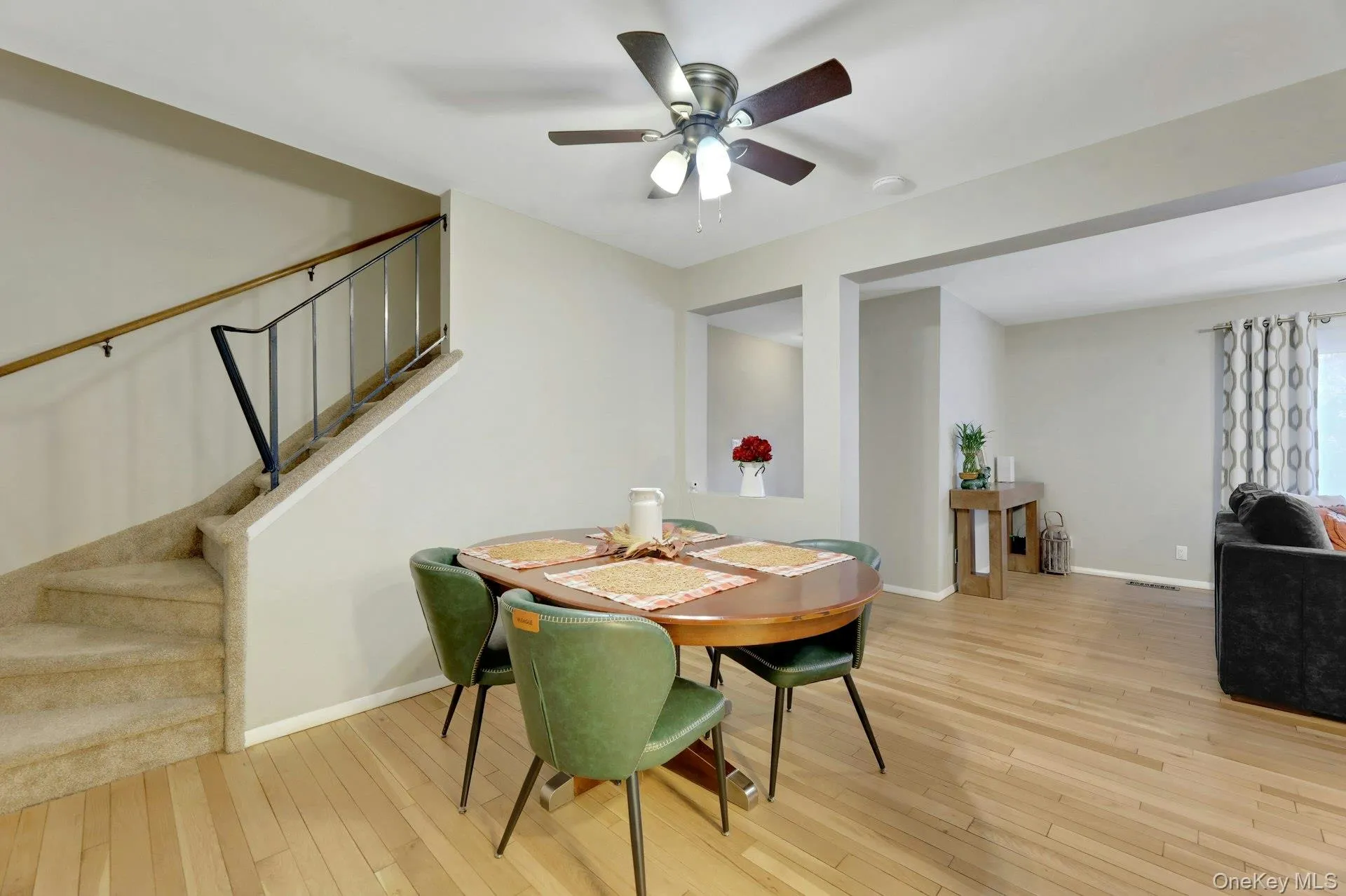 17 Heritage Drive, Clarkstown, NY, 3 Bedrooms Bedrooms, 8 Rooms Rooms,2 BathroomsBathrooms,Residential,For Rent,Heritage,0,1059434 17 Heritage Drive, Clarkstown, NY, 3 Bedrooms Bedrooms, 8 Rooms Rooms,2 BathroomsBathrooms,Residential,For Rent,Heritage,0,1059434