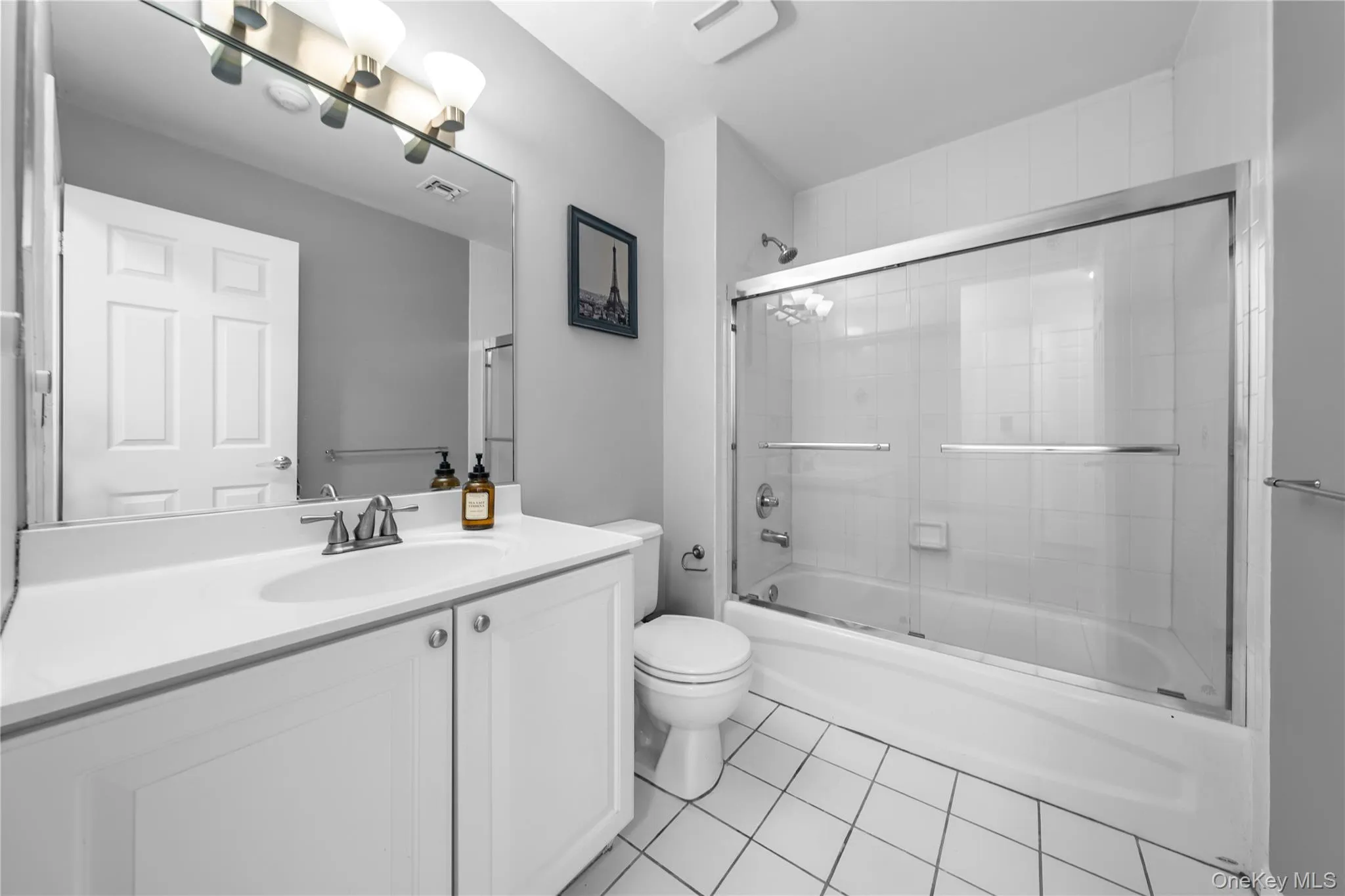 3 Victorian Lane, Brookhaven, NY, 2 Bedrooms Bedrooms, 4 Rooms Rooms,1 BathroomBathrooms,Residential,For Rent,Victorian,0,1059458 3 Victorian Lane, Brookhaven, NY, 2 Bedrooms Bedrooms, 4 Rooms Rooms,1 BathroomBathrooms,Residential,For Rent,Victorian,0,1059458