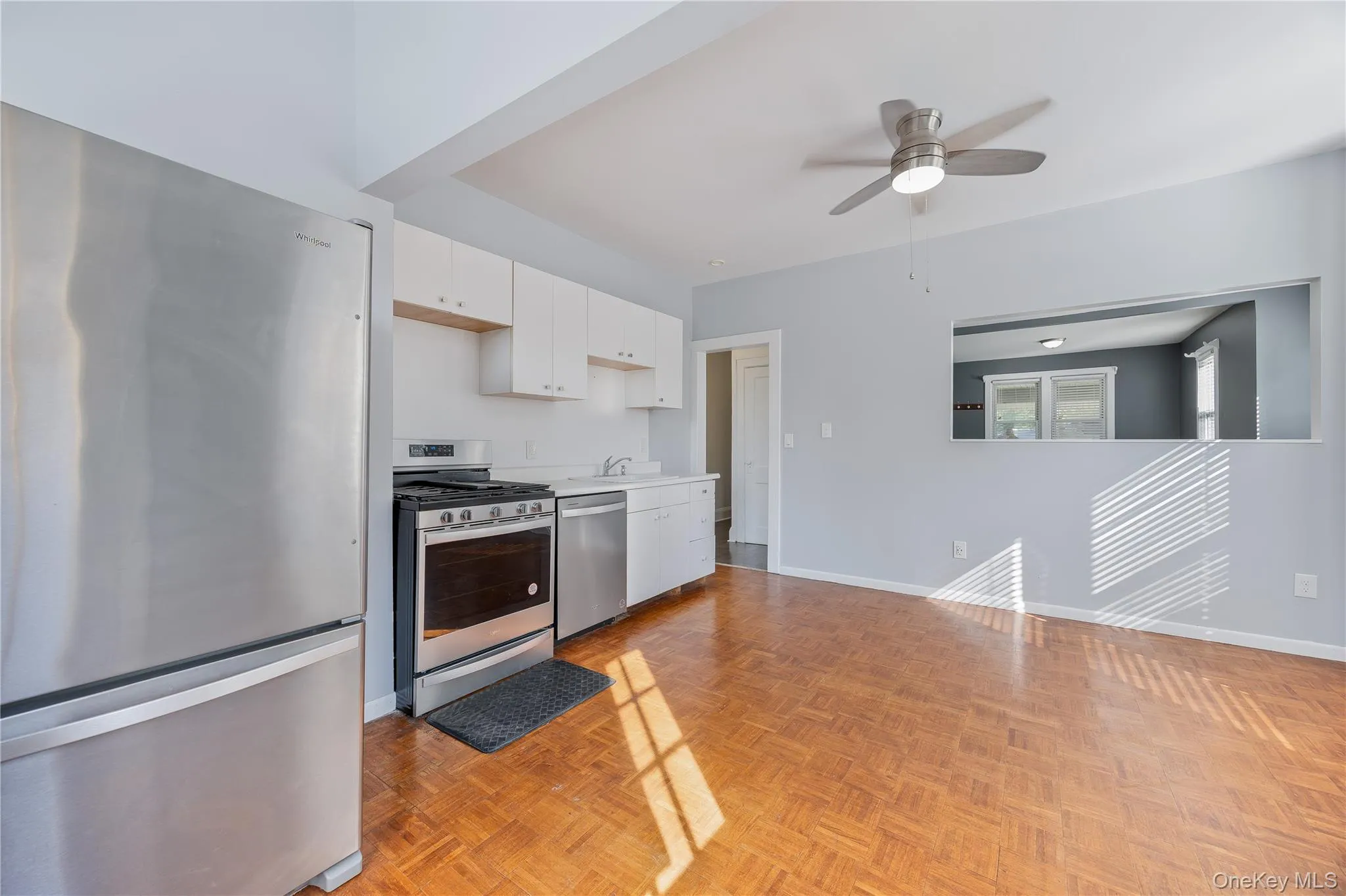 77 Main Street, Orangetown, NY, 3 Bedrooms Bedrooms, 6 Rooms Rooms,1 BathroomBathrooms,Residential Lease,For Rent,Main,0,1059469 77 Main Street, Orangetown, NY, 3 Bedrooms Bedrooms, 6 Rooms Rooms,1 BathroomBathrooms,Residential Lease,For Rent,Main,0,1059469