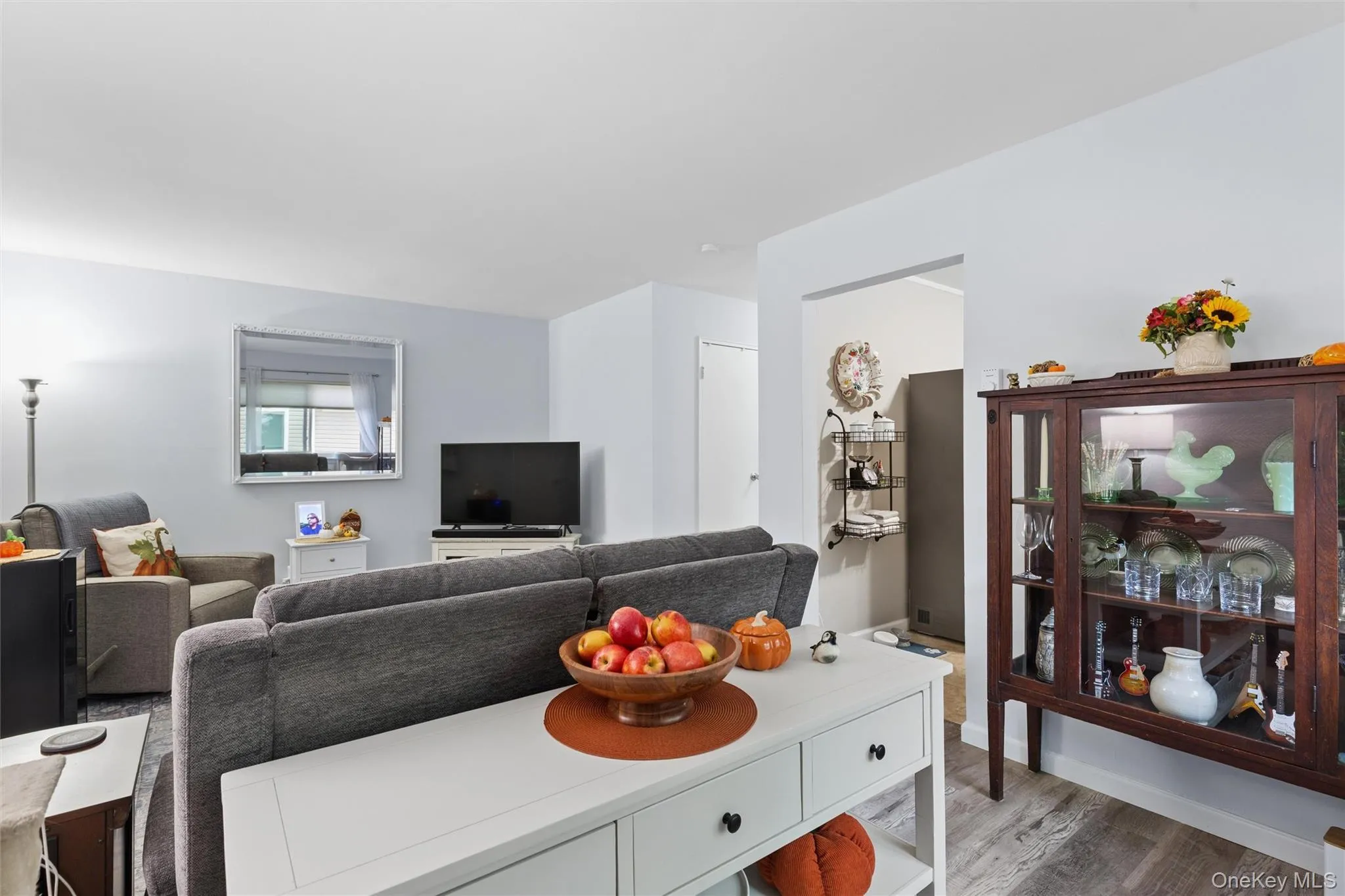 40 4th Street, Brookhaven, NY, 1 Bedroom Bedrooms, 3 Rooms Rooms,1 BathroomBathrooms,Residential,For Rent,4th,0,1059472 40 4th Street, Brookhaven, NY, 1 Bedroom Bedrooms, 3 Rooms Rooms,1 BathroomBathrooms,Residential,For Rent,4th,0,1059472