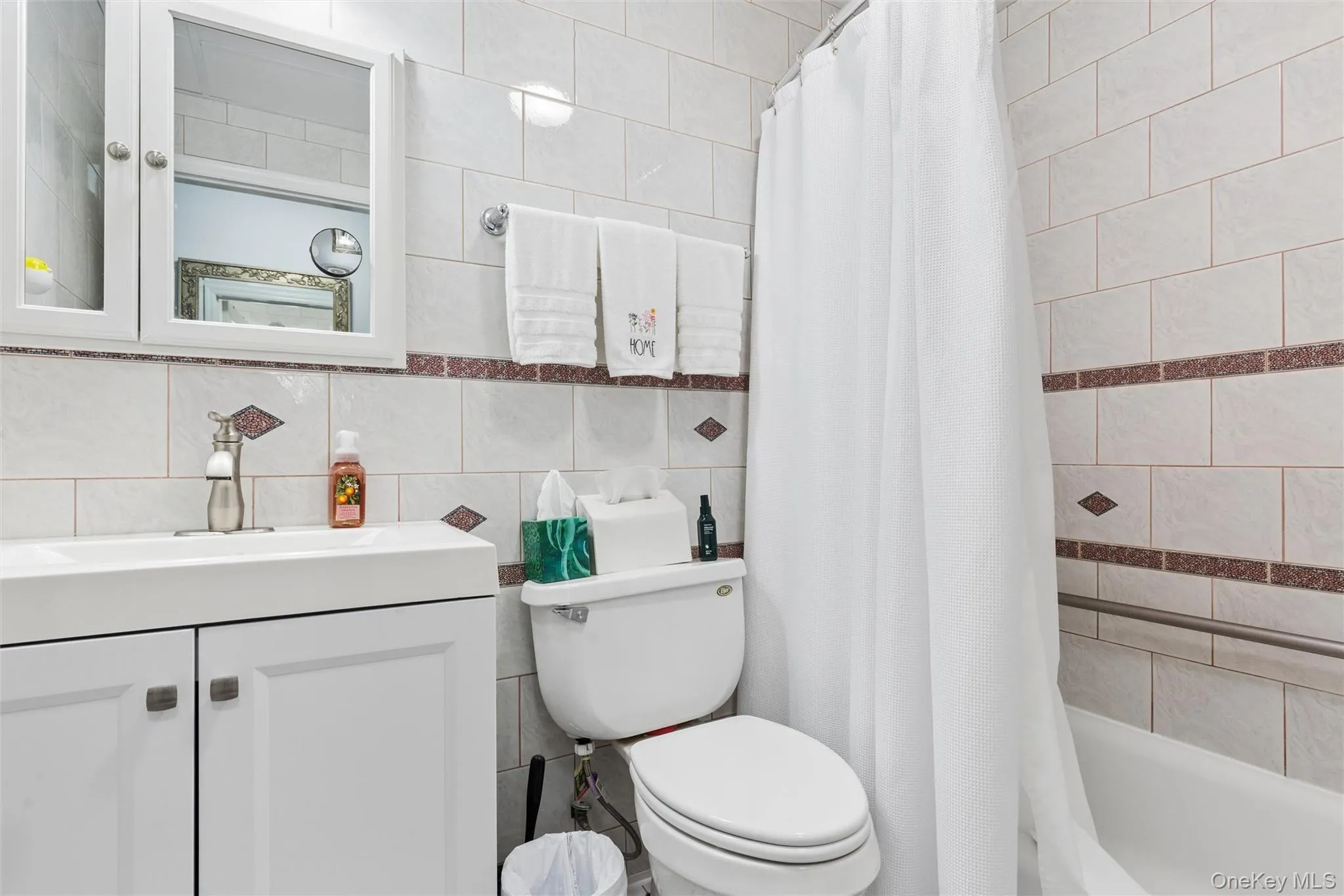 40 4th Street, Brookhaven, NY, 1 Bedroom Bedrooms, 3 Rooms Rooms,1 BathroomBathrooms,Residential,For Rent,4th,0,1059472 40 4th Street, Brookhaven, NY, 1 Bedroom Bedrooms, 3 Rooms Rooms,1 BathroomBathrooms,Residential,For Rent,4th,0,1059472