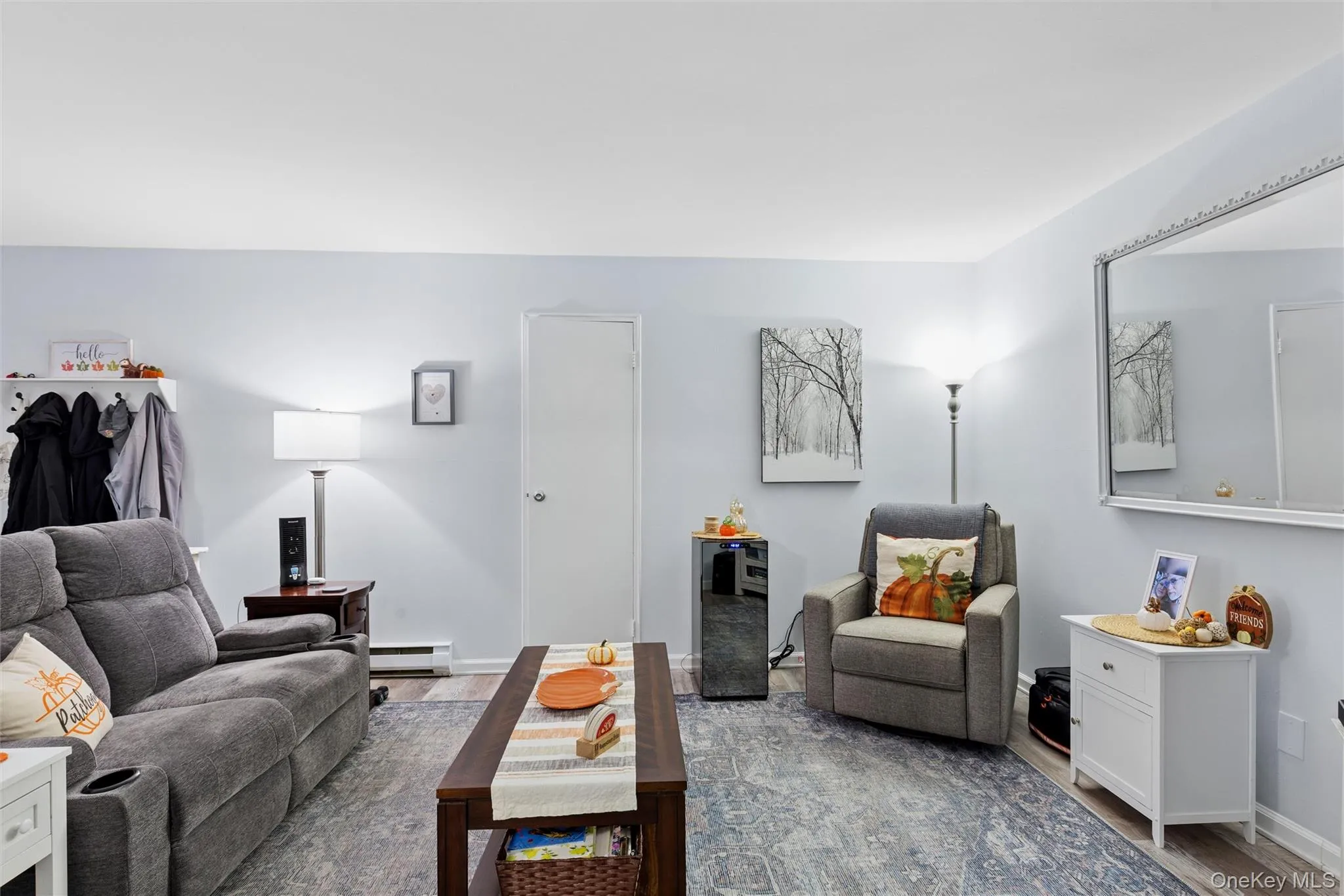 40 4th Street, Brookhaven, NY, 1 Bedroom Bedrooms, 3 Rooms Rooms,1 BathroomBathrooms,Residential,For Rent,4th,0,1059472 40 4th Street, Brookhaven, NY, 1 Bedroom Bedrooms, 3 Rooms Rooms,1 BathroomBathrooms,Residential,For Rent,4th,0,1059472