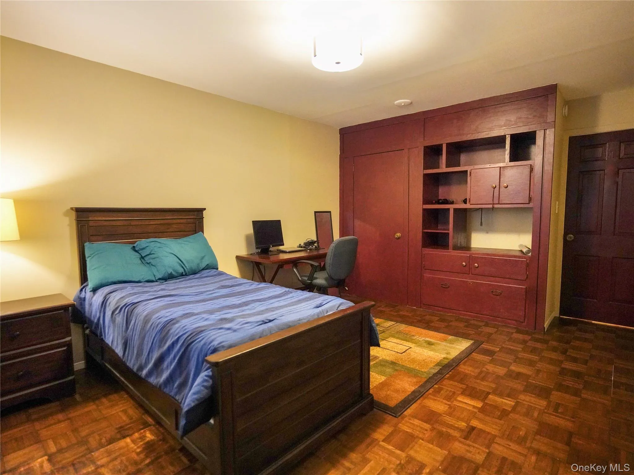 21 Canterbury Road, North Hempstead, NY, 2 Bedrooms Bedrooms, 4 Rooms Rooms,2 BathroomsBathrooms,Residential,For Rent,Canterbury,0,1059476 21 Canterbury Road, North Hempstead, NY, 2 Bedrooms Bedrooms, 4 Rooms Rooms,2 BathroomsBathrooms,Residential,For Rent,Canterbury,0,1059476