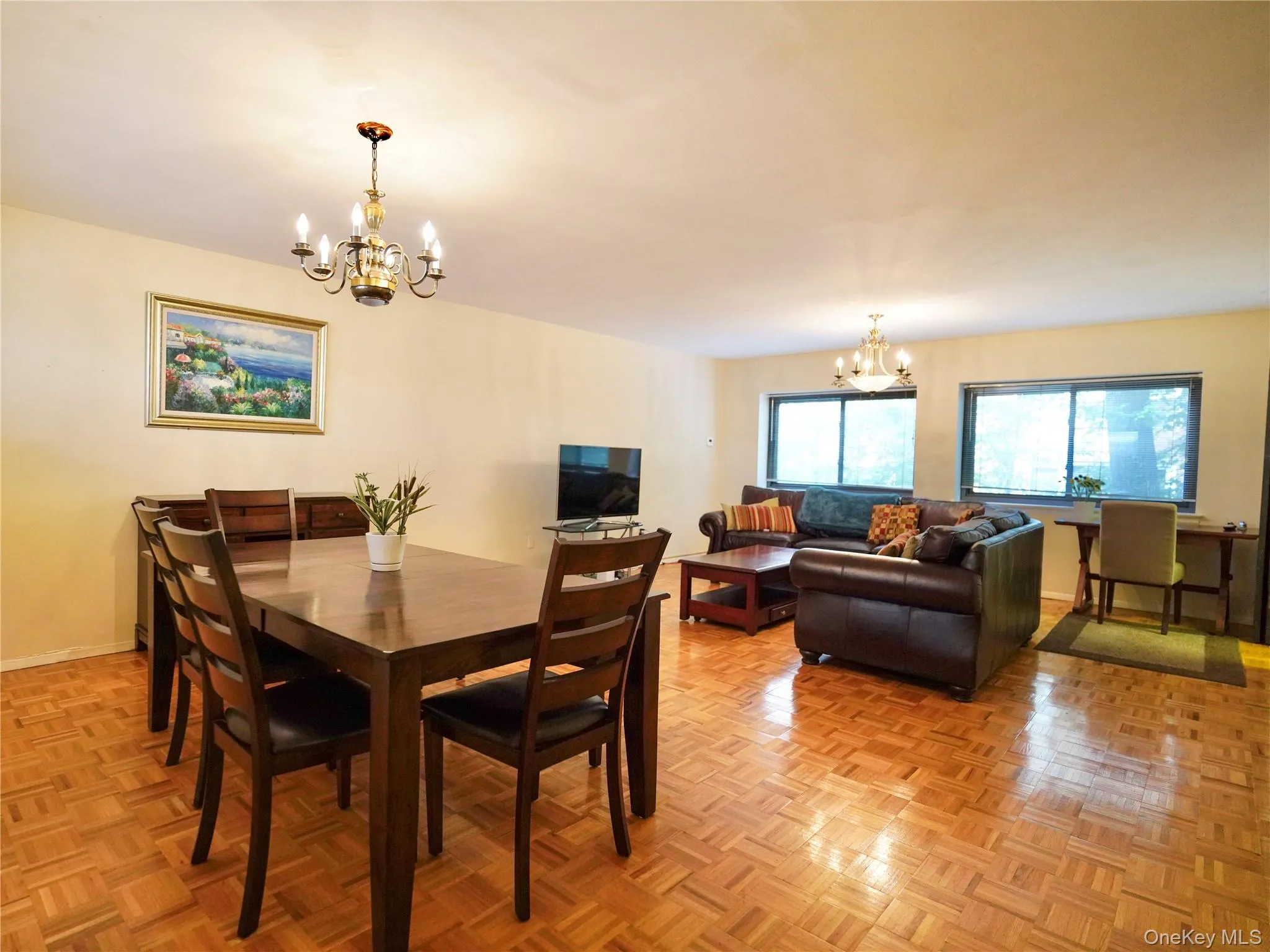 21 Canterbury Road, North Hempstead, NY, 2 Bedrooms Bedrooms, 4 Rooms Rooms,2 BathroomsBathrooms,Residential,For Rent,Canterbury,0,1059476 21 Canterbury Road, North Hempstead, NY, 2 Bedrooms Bedrooms, 4 Rooms Rooms,2 BathroomsBathrooms,Residential,For Rent,Canterbury,0,1059476
