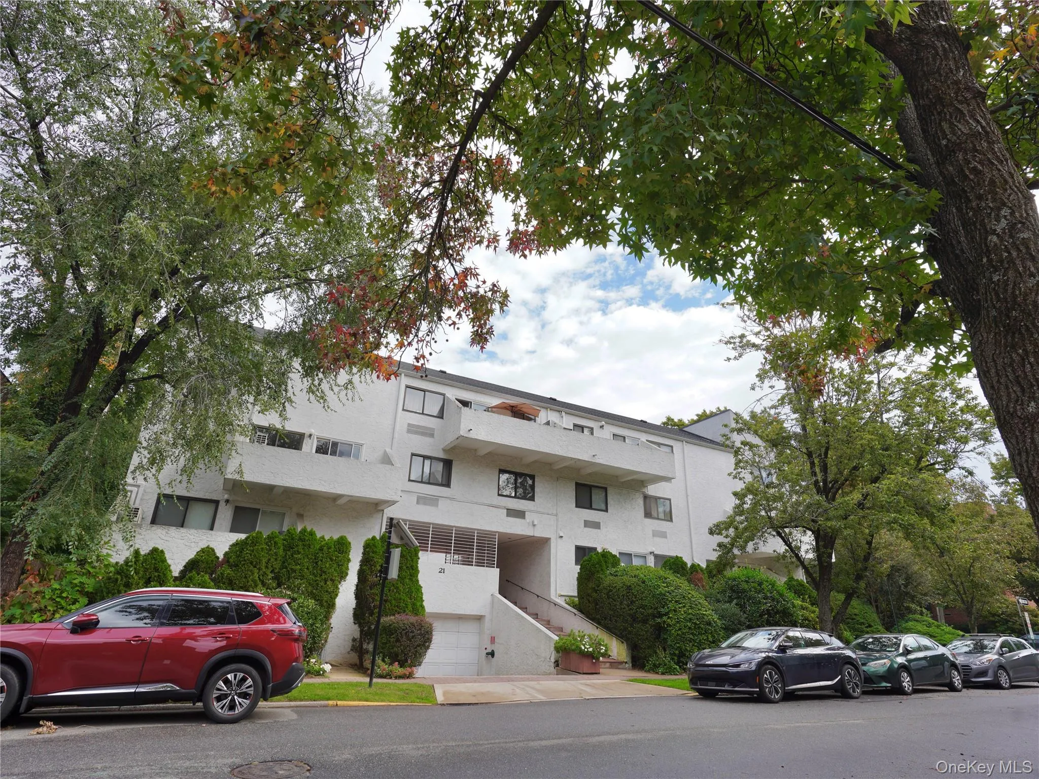 21 Canterbury Road, North Hempstead, NY, 2 Bedrooms Bedrooms, 4 Rooms Rooms,2 BathroomsBathrooms,Residential,For Rent,Canterbury,0,1059476 21 Canterbury Road, North Hempstead, NY, 2 Bedrooms Bedrooms, 4 Rooms Rooms,2 BathroomsBathrooms,Residential,For Rent,Canterbury,0,1059476