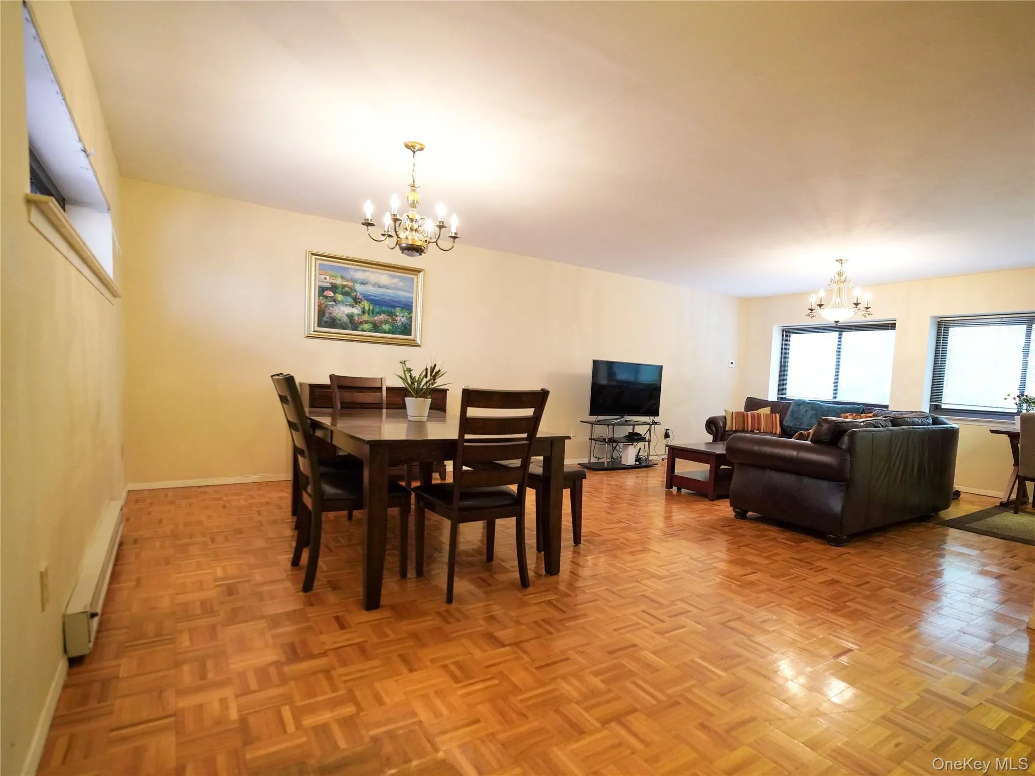 21 Canterbury Road, North Hempstead, NY, 2 Bedrooms Bedrooms, 4 Rooms Rooms,2 BathroomsBathrooms,Residential,For Rent,Canterbury,0,1059476 21 Canterbury Road, North Hempstead, NY, 2 Bedrooms Bedrooms, 4 Rooms Rooms,2 BathroomsBathrooms,Residential,For Rent,Canterbury,0,1059476
