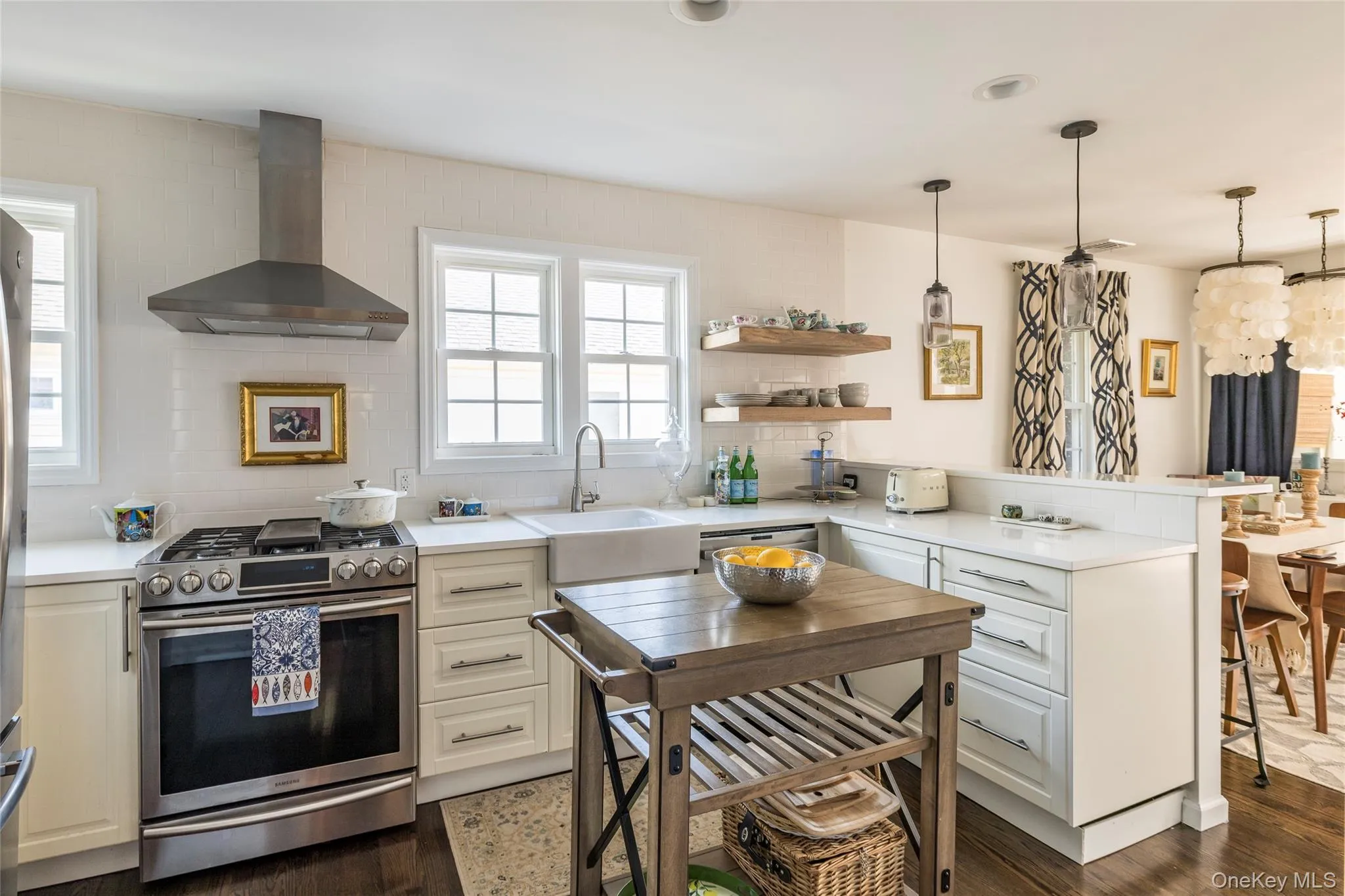 77 Hillcrest Avenue, Southampton, NY, 3 Bedroom Bedrooms, 9 Room Rooms,2 BathroomBathrooms,Residential Lease,For Rent,Hillcrest,0,1059480 77 Hillcrest Avenue, Southampton, NY, 3 Bedroom Bedrooms, 9 Room Rooms,2 BathroomBathrooms,Residential Lease,For Rent,Hillcrest,0,1059480
