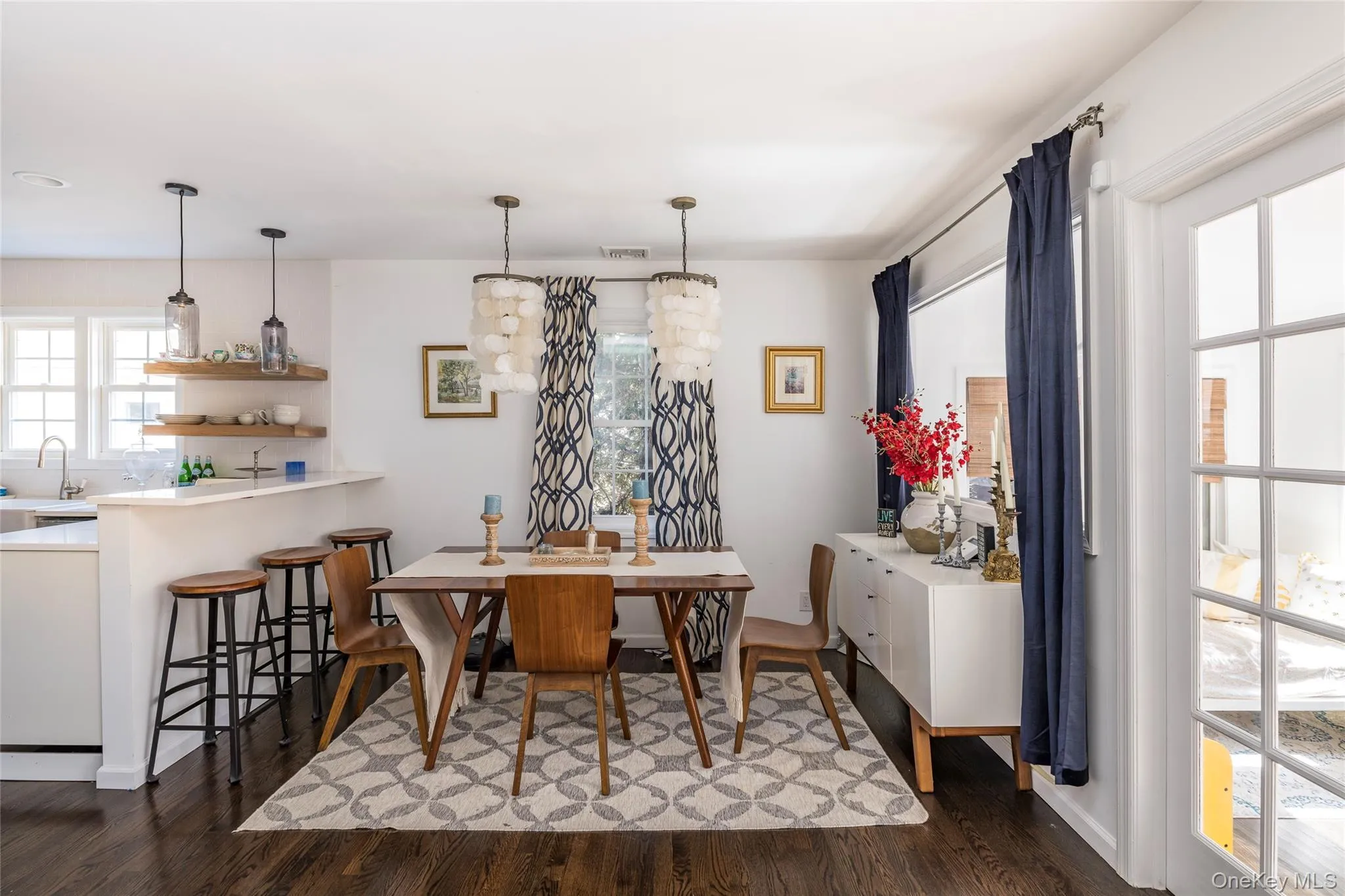77 Hillcrest Avenue, Southampton, NY, 3 Bedroom Bedrooms, 9 Room Rooms,2 BathroomBathrooms,Residential Lease,For Rent,Hillcrest,0,1059483 77 Hillcrest Avenue, Southampton, NY, 3 Bedroom Bedrooms, 9 Room Rooms,2 BathroomBathrooms,Residential Lease,For Rent,Hillcrest,0,1059483