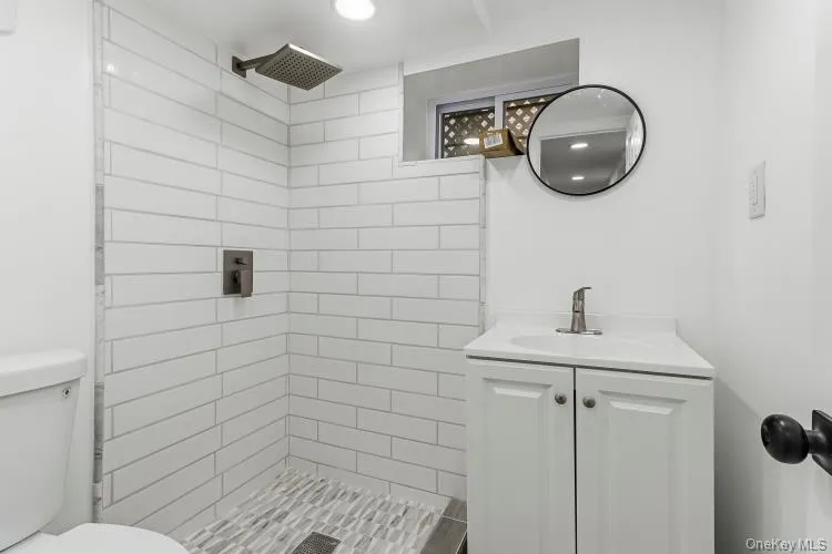 1759 Tenbroeck Avenue, New York, NY, 3 Bedrooms Bedrooms, 6 Rooms Rooms,2 BathroomsBathrooms,Residential,For Rent,Tenbroeck,0,1059487 1759 Tenbroeck Avenue, New York, NY, 3 Bedrooms Bedrooms, 6 Rooms Rooms,2 BathroomsBathrooms,Residential,For Rent,Tenbroeck,0,1059487