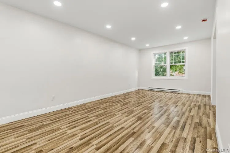 1759 Tenbroeck Avenue, New York, NY, 3 Bedrooms Bedrooms, 6 Rooms Rooms,2 BathroomsBathrooms,Residential,For Rent,Tenbroeck,0,1059487 1759 Tenbroeck Avenue, New York, NY, 3 Bedrooms Bedrooms, 6 Rooms Rooms,2 BathroomsBathrooms,Residential,For Rent,Tenbroeck,0,1059487
