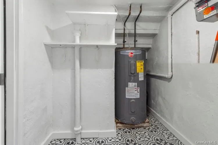 1759 Tenbroeck Avenue, New York, NY, 3 Bedrooms Bedrooms, 6 Rooms Rooms,2 BathroomsBathrooms,Residential,For Rent,Tenbroeck,0,1059487 1759 Tenbroeck Avenue, New York, NY, 3 Bedrooms Bedrooms, 6 Rooms Rooms,2 BathroomsBathrooms,Residential,For Rent,Tenbroeck,0,1059487