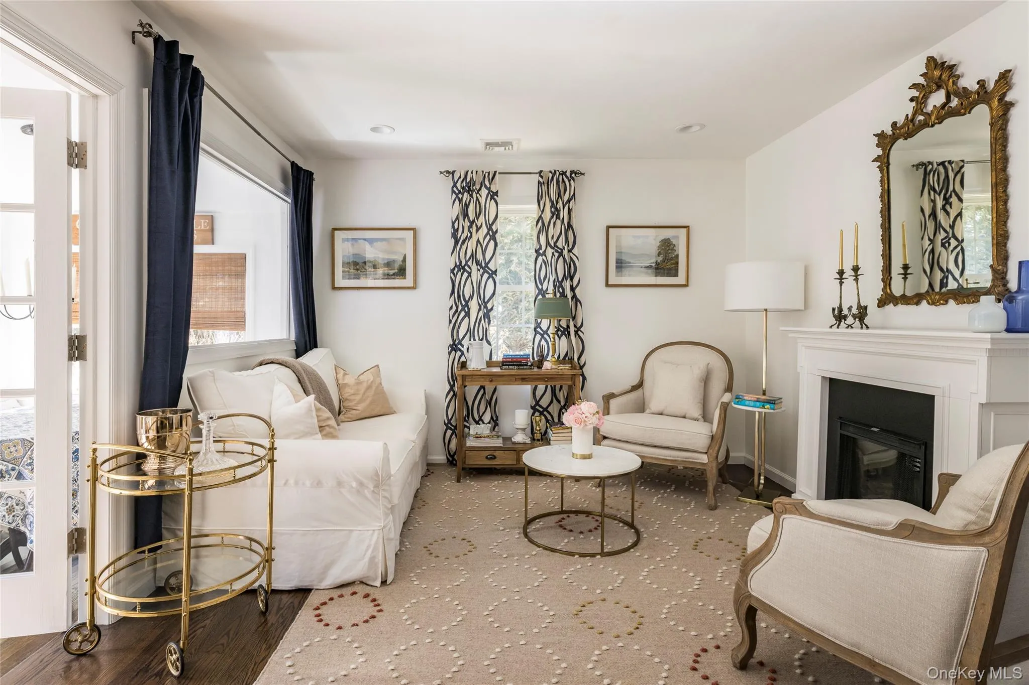 77 Hillcrest Avenue, Southampton, NY, 3 Bedroom Bedrooms, 9 Room Rooms,2 BathroomBathrooms,Residential Lease,For Rent,Hillcrest,0,1059488 77 Hillcrest Avenue, Southampton, NY, 3 Bedroom Bedrooms, 9 Room Rooms,2 BathroomBathrooms,Residential Lease,For Rent,Hillcrest,0,1059488