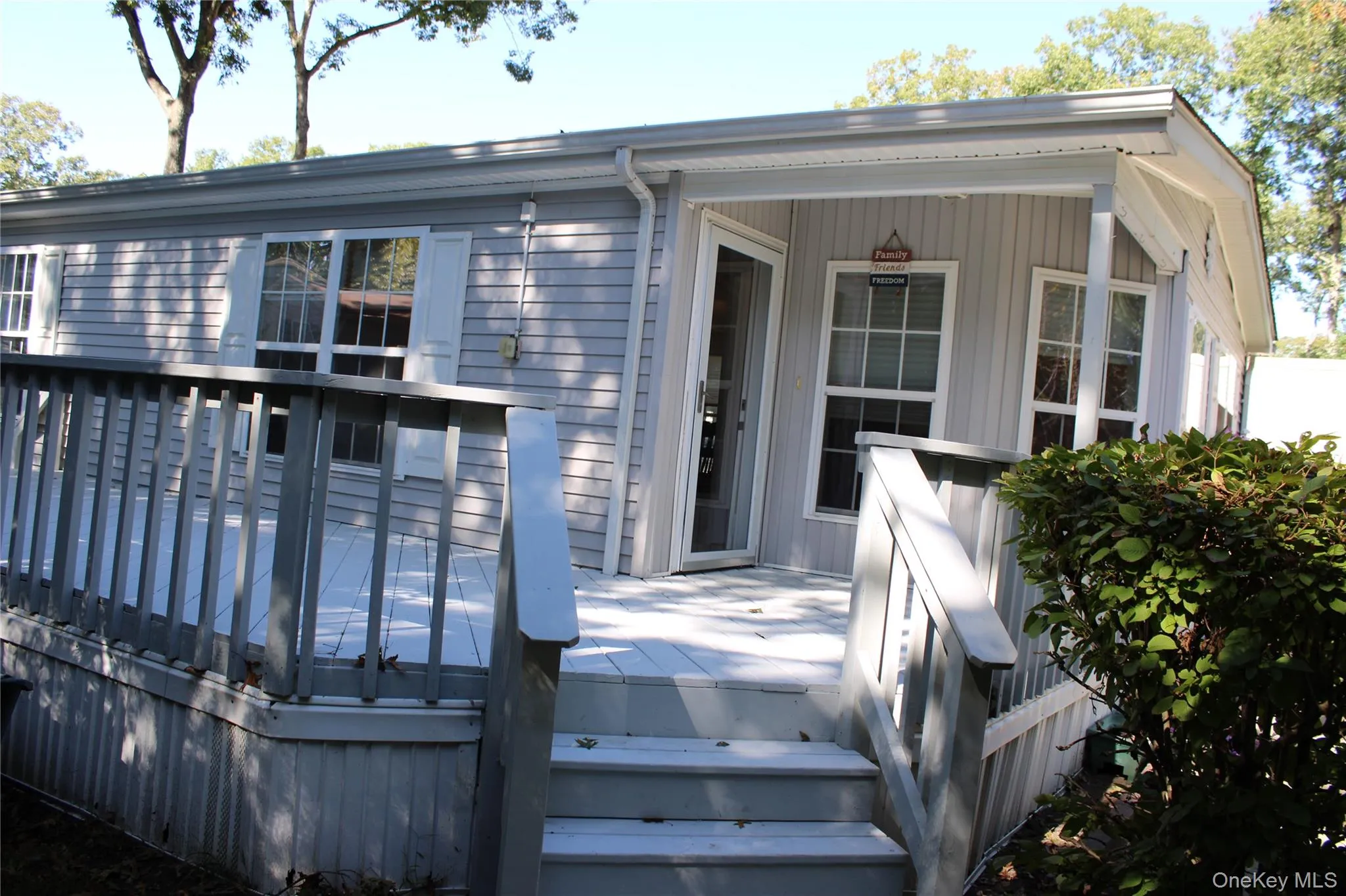 1661 Old Country Road, Riverhead, NY, 2 Bedrooms Bedrooms, 5 Rooms Rooms,2 BathroomsBathrooms,Residential,For Rent,Old Country,0,1059497 1661 Old Country Road, Riverhead, NY, 2 Bedrooms Bedrooms, 5 Rooms Rooms,2 BathroomsBathrooms,Residential,For Rent,Old Country,0,1059497