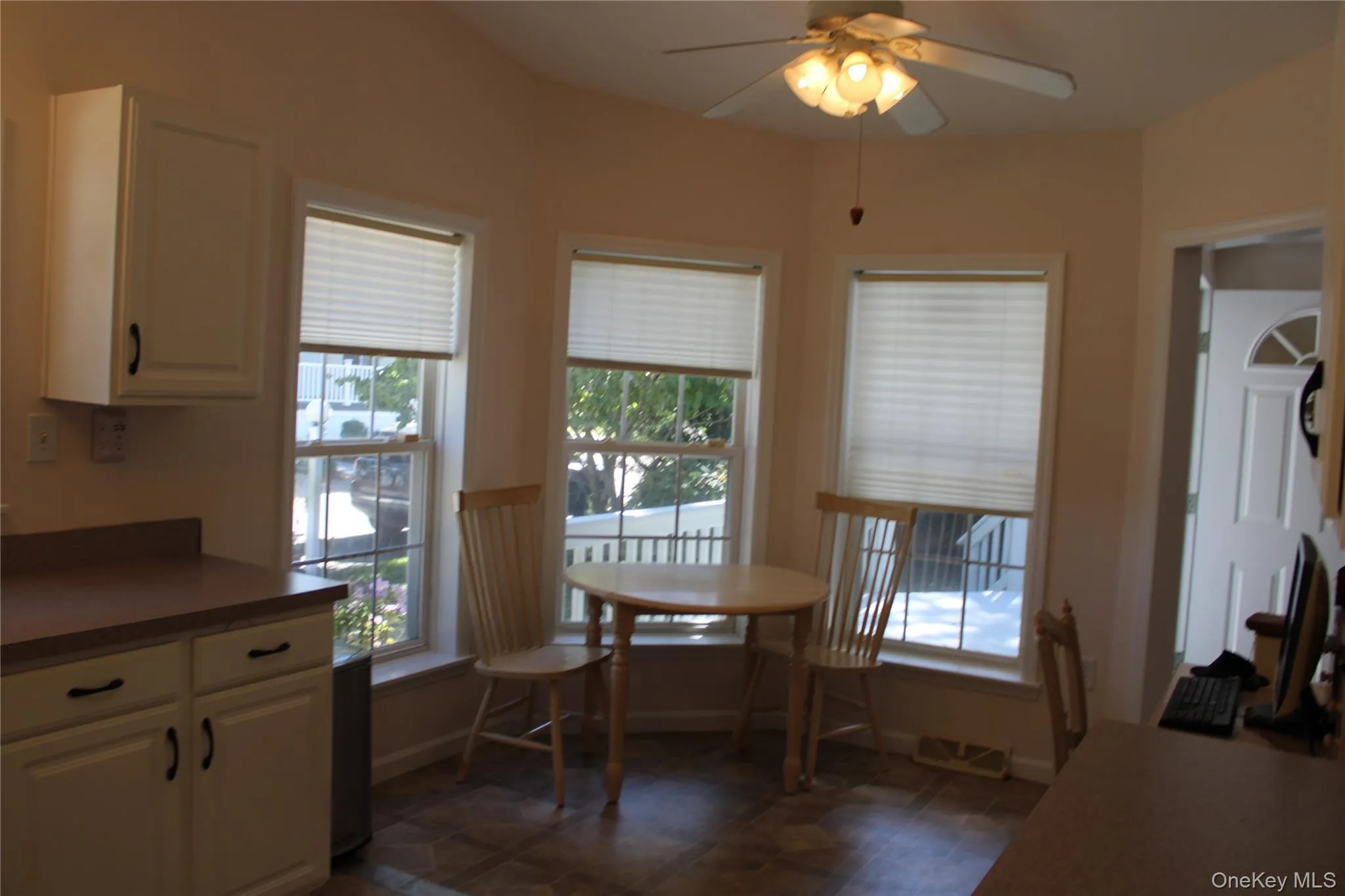 1661 Old Country Road, Riverhead, NY, 2 Bedrooms Bedrooms, 5 Rooms Rooms,2 BathroomsBathrooms,Residential,For Rent,Old Country,0,1059497 1661 Old Country Road, Riverhead, NY, 2 Bedrooms Bedrooms, 5 Rooms Rooms,2 BathroomsBathrooms,Residential,For Rent,Old Country,0,1059497