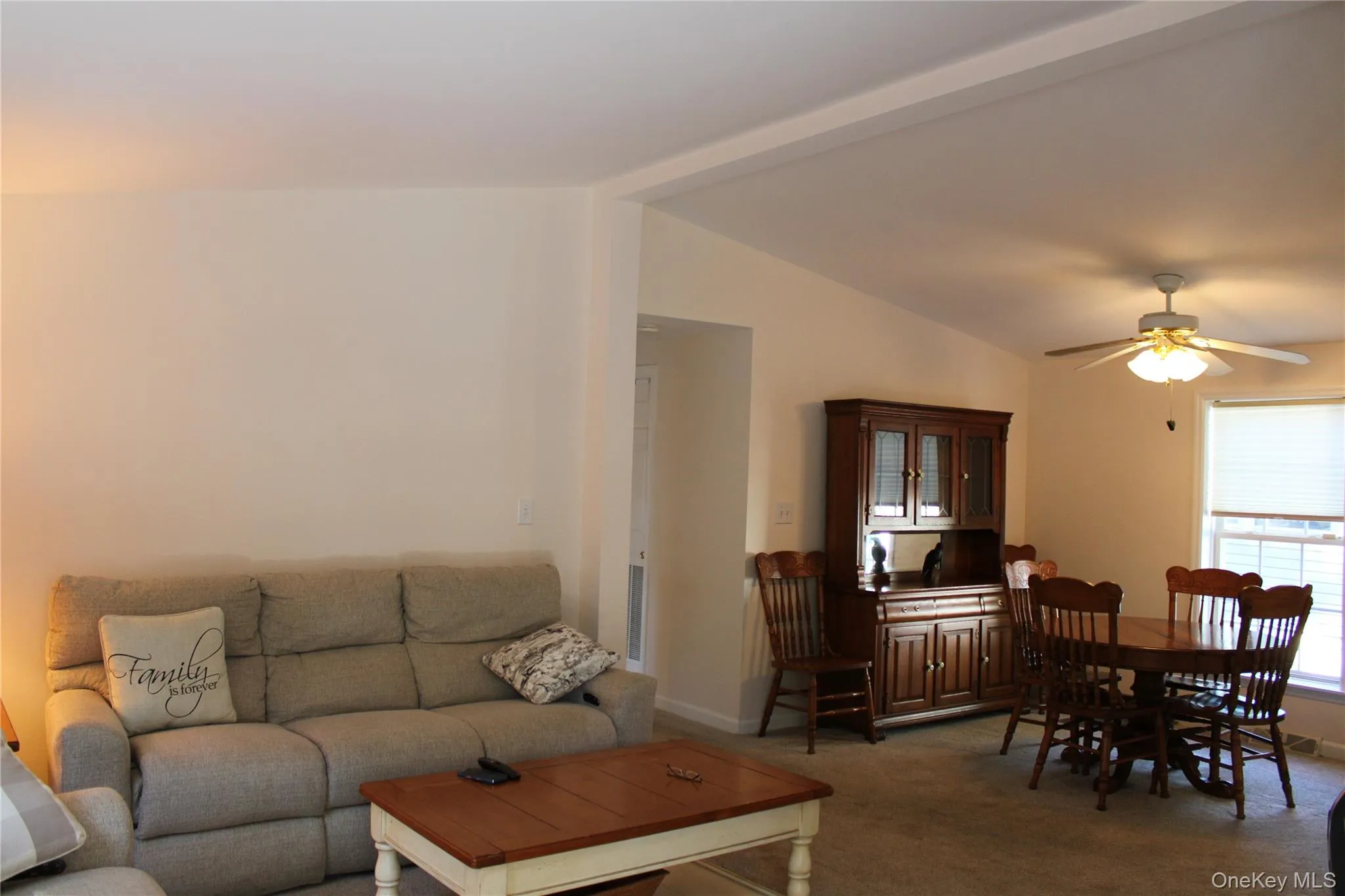 1661 Old Country Road, Riverhead, NY, 2 Bedrooms Bedrooms, 5 Rooms Rooms,2 BathroomsBathrooms,Residential,For Rent,Old Country,0,1059497 1661 Old Country Road, Riverhead, NY, 2 Bedrooms Bedrooms, 5 Rooms Rooms,2 BathroomsBathrooms,Residential,For Rent,Old Country,0,1059497