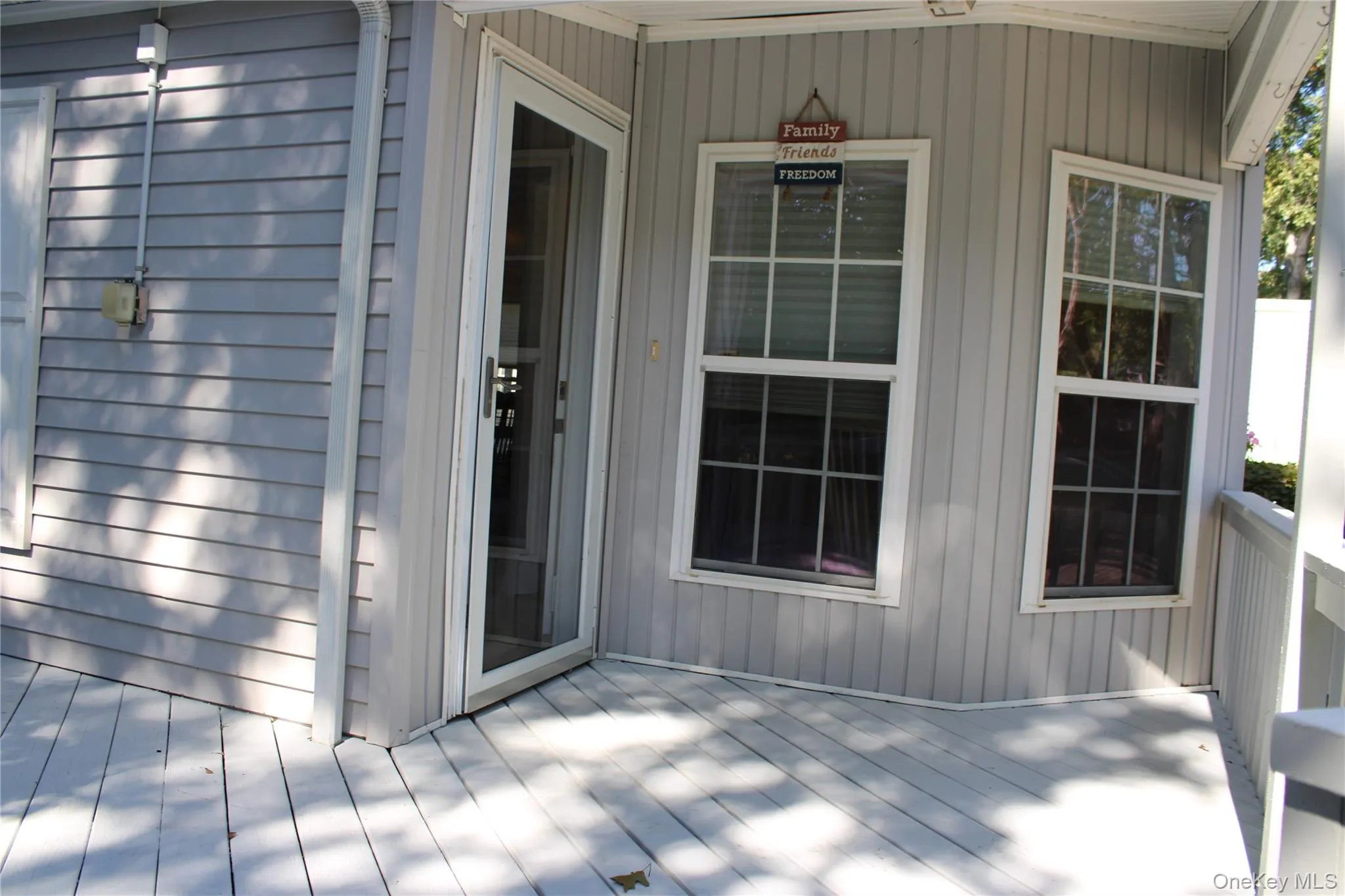 1661 Old Country Road, Riverhead, NY, 2 Bedrooms Bedrooms, 5 Rooms Rooms,2 BathroomsBathrooms,Residential,For Rent,Old Country,0,1059497 1661 Old Country Road, Riverhead, NY, 2 Bedrooms Bedrooms, 5 Rooms Rooms,2 BathroomsBathrooms,Residential,For Rent,Old Country,0,1059497