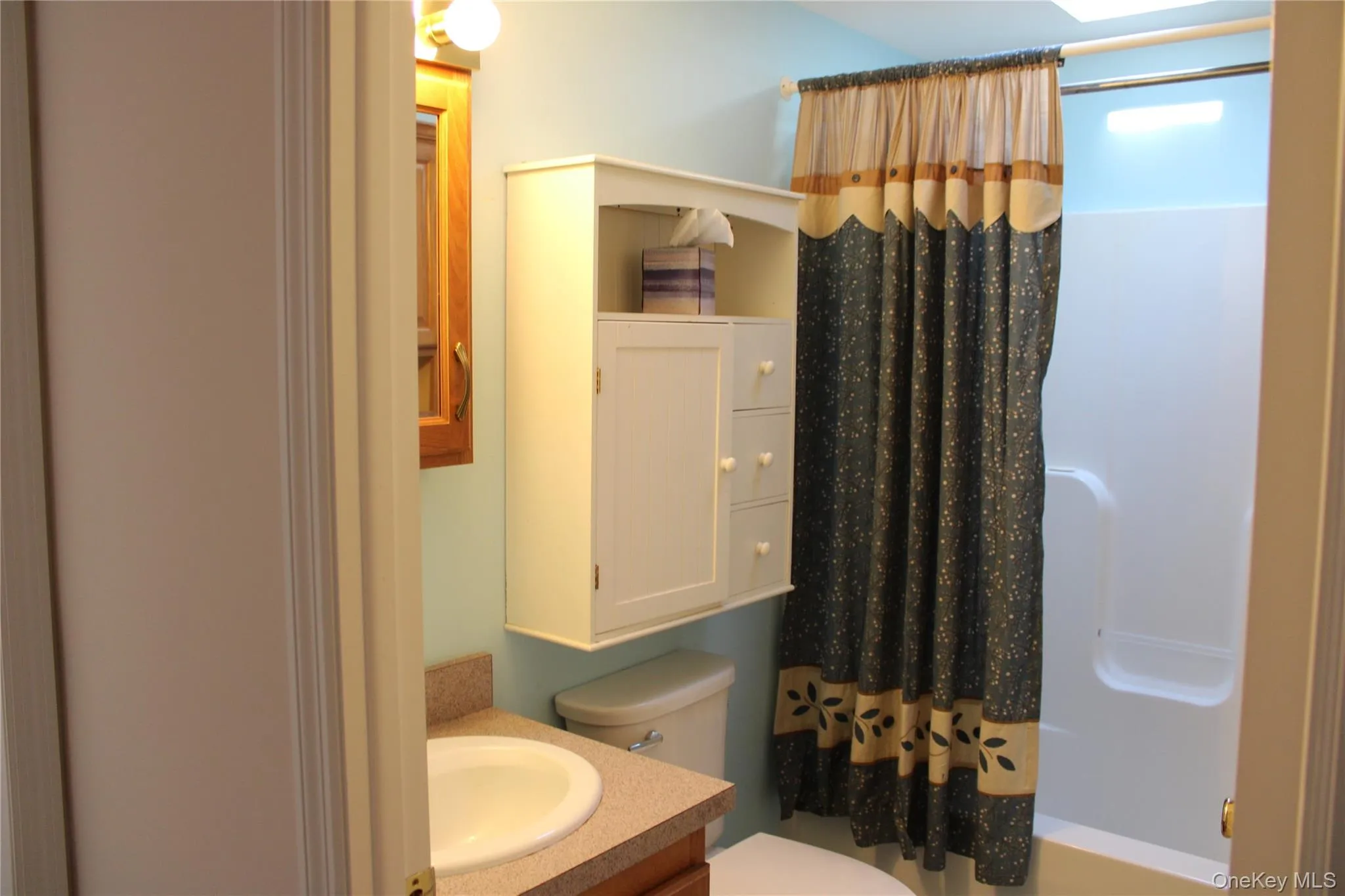 1661 Old Country Road, Riverhead, NY, 2 Bedrooms Bedrooms, 5 Rooms Rooms,2 BathroomsBathrooms,Residential,For Rent,Old Country,0,1059497 1661 Old Country Road, Riverhead, NY, 2 Bedrooms Bedrooms, 5 Rooms Rooms,2 BathroomsBathrooms,Residential,For Rent,Old Country,0,1059497