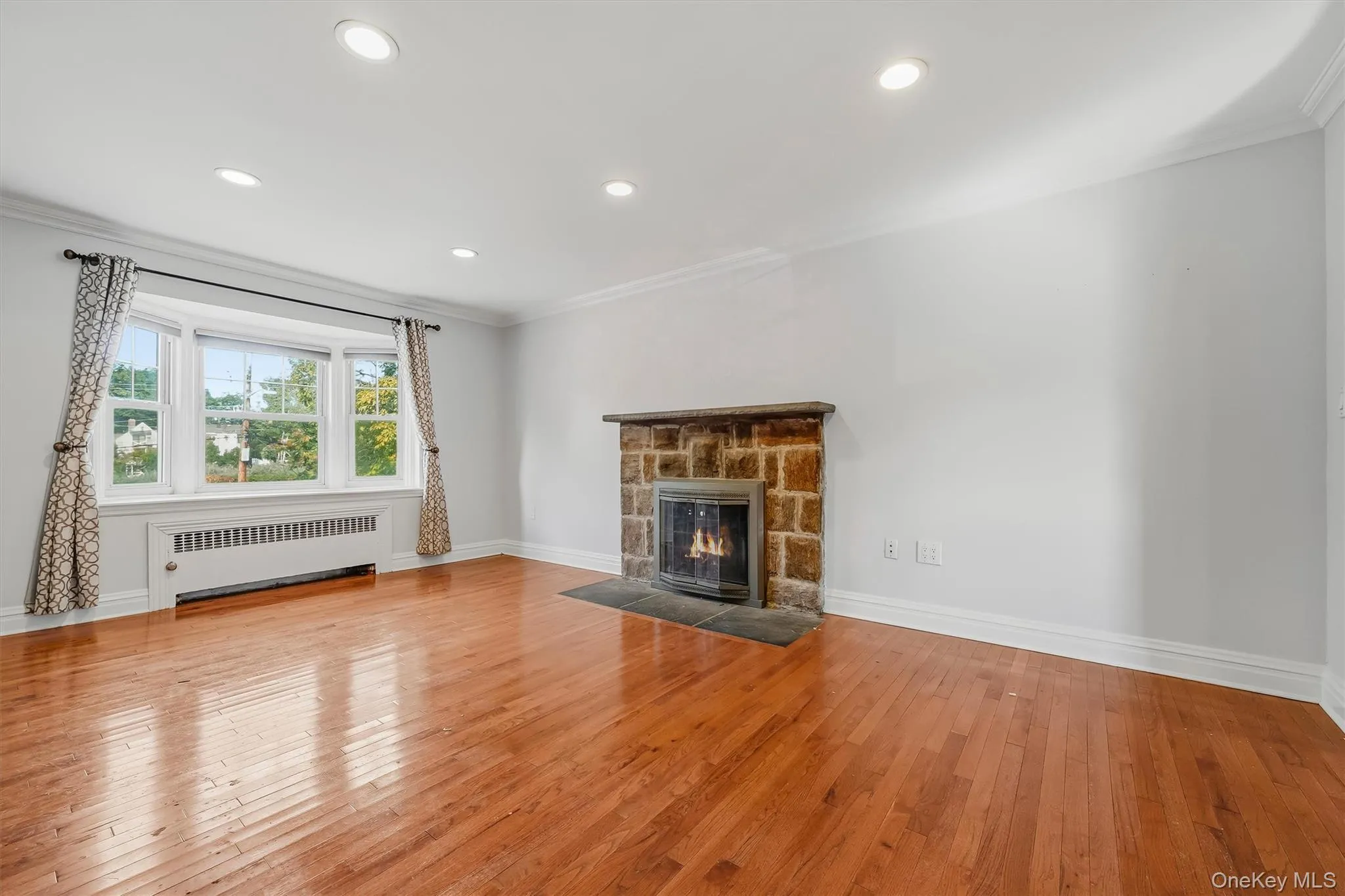 26 Custer Avenue, Yonkers, NY, 4 Bedrooms Bedrooms, 6 Rooms Rooms,2 BathroomsBathrooms,Residential,For Rent,Custer,0,1059498 26 Custer Avenue, Yonkers, NY, 4 Bedrooms Bedrooms, 6 Rooms Rooms,2 BathroomsBathrooms,Residential,For Rent,Custer,0,1059498