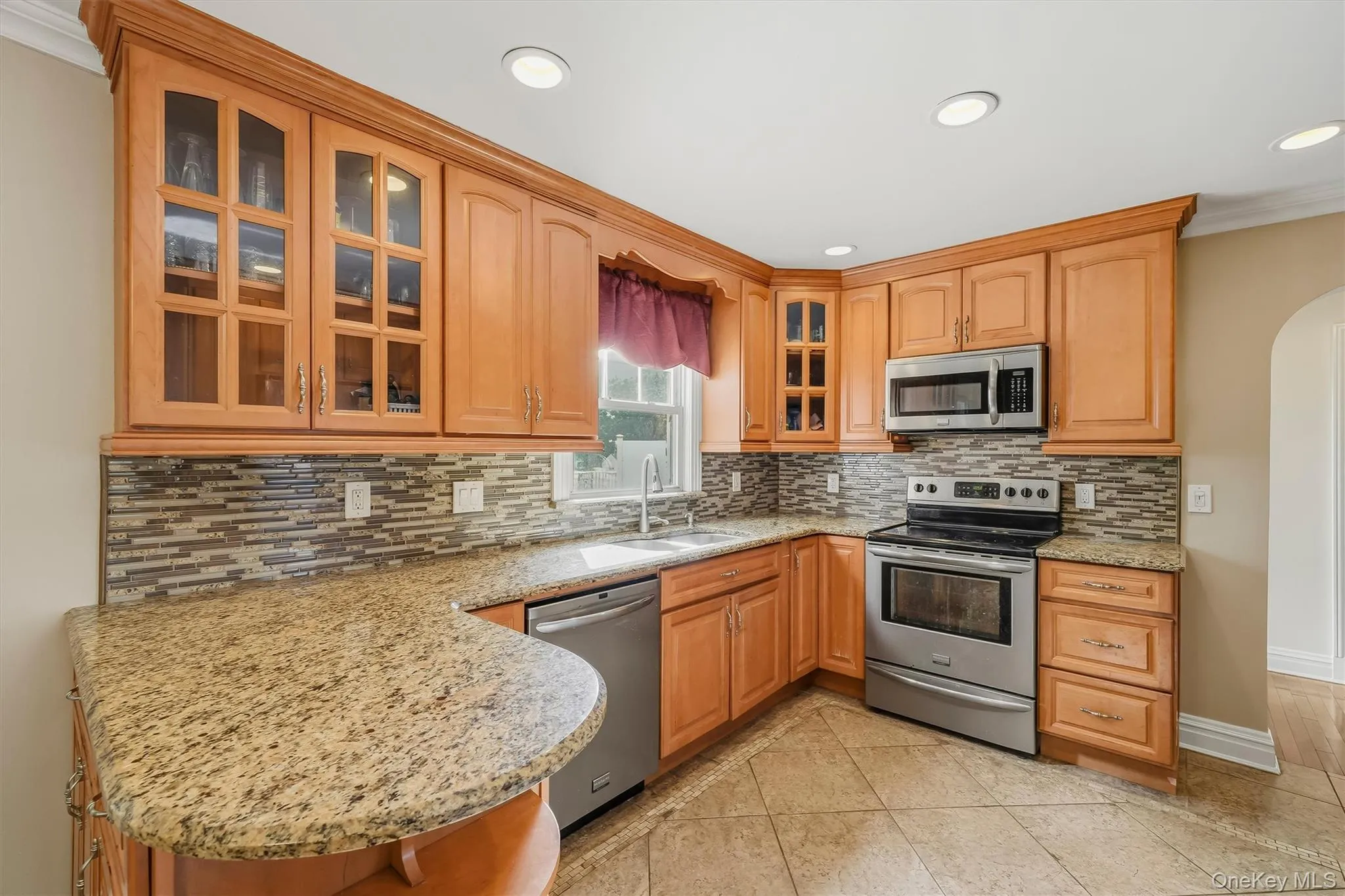 26 Custer Avenue, Yonkers, NY, 4 Bedrooms Bedrooms, 6 Rooms Rooms,2 BathroomsBathrooms,Residential,For Rent,Custer,0,1059498 26 Custer Avenue, Yonkers, NY, 4 Bedrooms Bedrooms, 6 Rooms Rooms,2 BathroomsBathrooms,Residential,For Rent,Custer,0,1059498