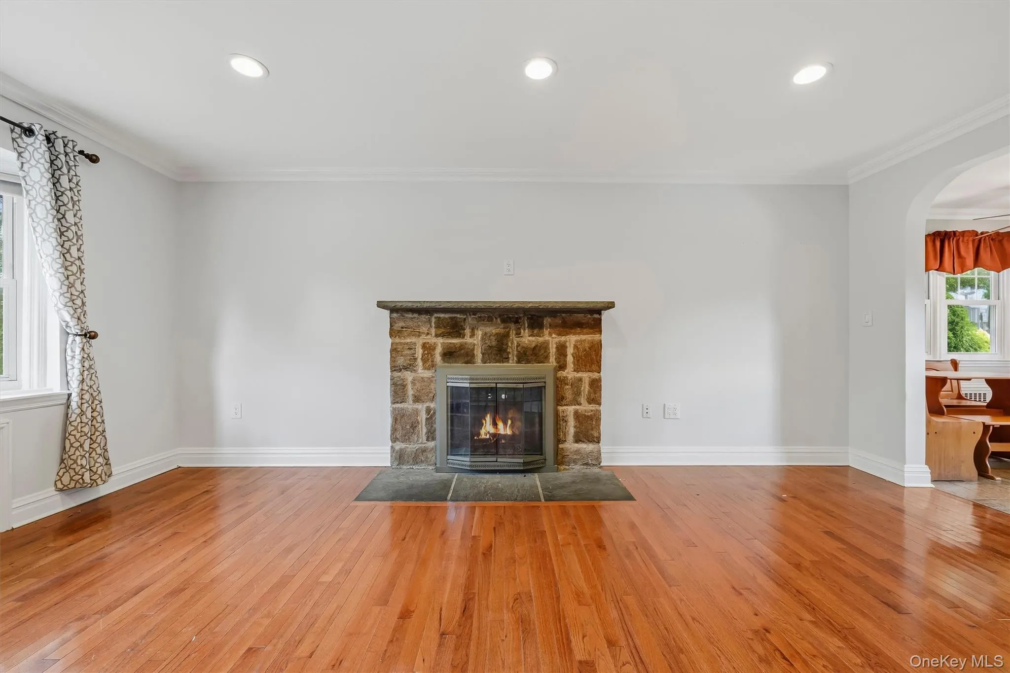 26 Custer Avenue, Yonkers, NY, 4 Bedrooms Bedrooms, 6 Rooms Rooms,2 BathroomsBathrooms,Residential,For Rent,Custer,0,1059498 26 Custer Avenue, Yonkers, NY, 4 Bedrooms Bedrooms, 6 Rooms Rooms,2 BathroomsBathrooms,Residential,For Rent,Custer,0,1059498