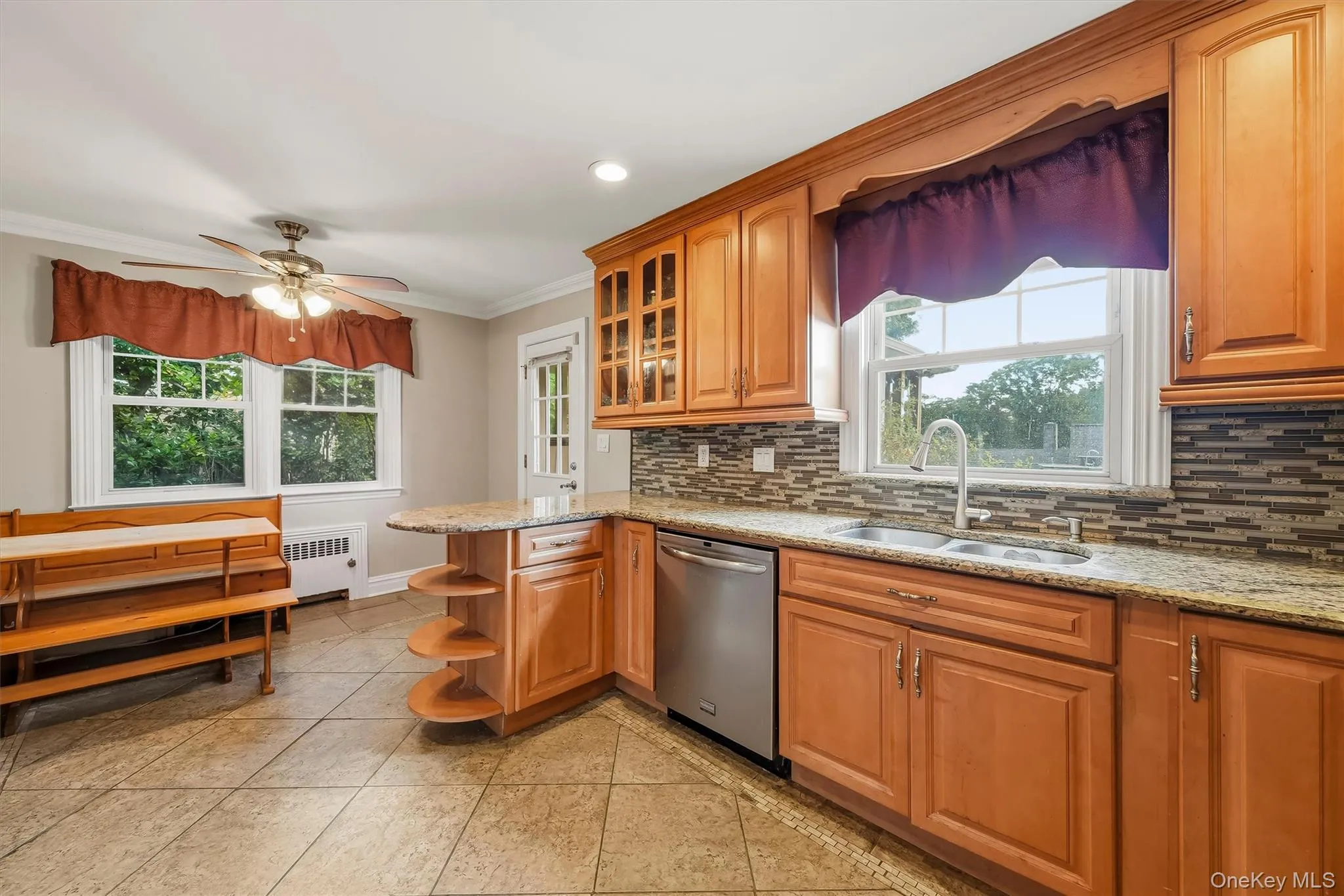 26 Custer Avenue, Yonkers, NY, 4 Bedrooms Bedrooms, 6 Rooms Rooms,2 BathroomsBathrooms,Residential,For Rent,Custer,0,1059498 26 Custer Avenue, Yonkers, NY, 4 Bedrooms Bedrooms, 6 Rooms Rooms,2 BathroomsBathrooms,Residential,For Rent,Custer,0,1059498