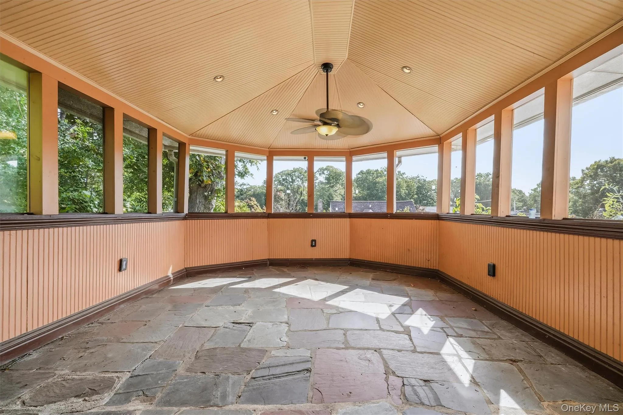 26 Custer Avenue, Yonkers, NY, 4 Bedrooms Bedrooms, 6 Rooms Rooms,2 BathroomsBathrooms,Residential,For Rent,Custer,0,1059498 26 Custer Avenue, Yonkers, NY, 4 Bedrooms Bedrooms, 6 Rooms Rooms,2 BathroomsBathrooms,Residential,For Rent,Custer,0,1059498