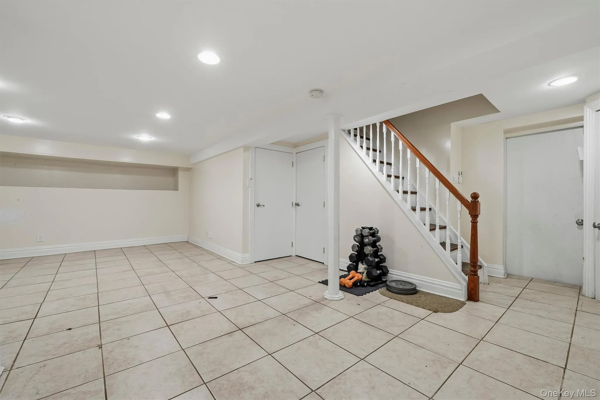 26 Custer Avenue, Yonkers, NY, 4 Bedrooms Bedrooms, 6 Rooms Rooms,2 BathroomsBathrooms,Residential,For Rent,Custer,0,1059498 26 Custer Avenue, Yonkers, NY, 4 Bedrooms Bedrooms, 6 Rooms Rooms,2 BathroomsBathrooms,Residential,For Rent,Custer,0,1059498