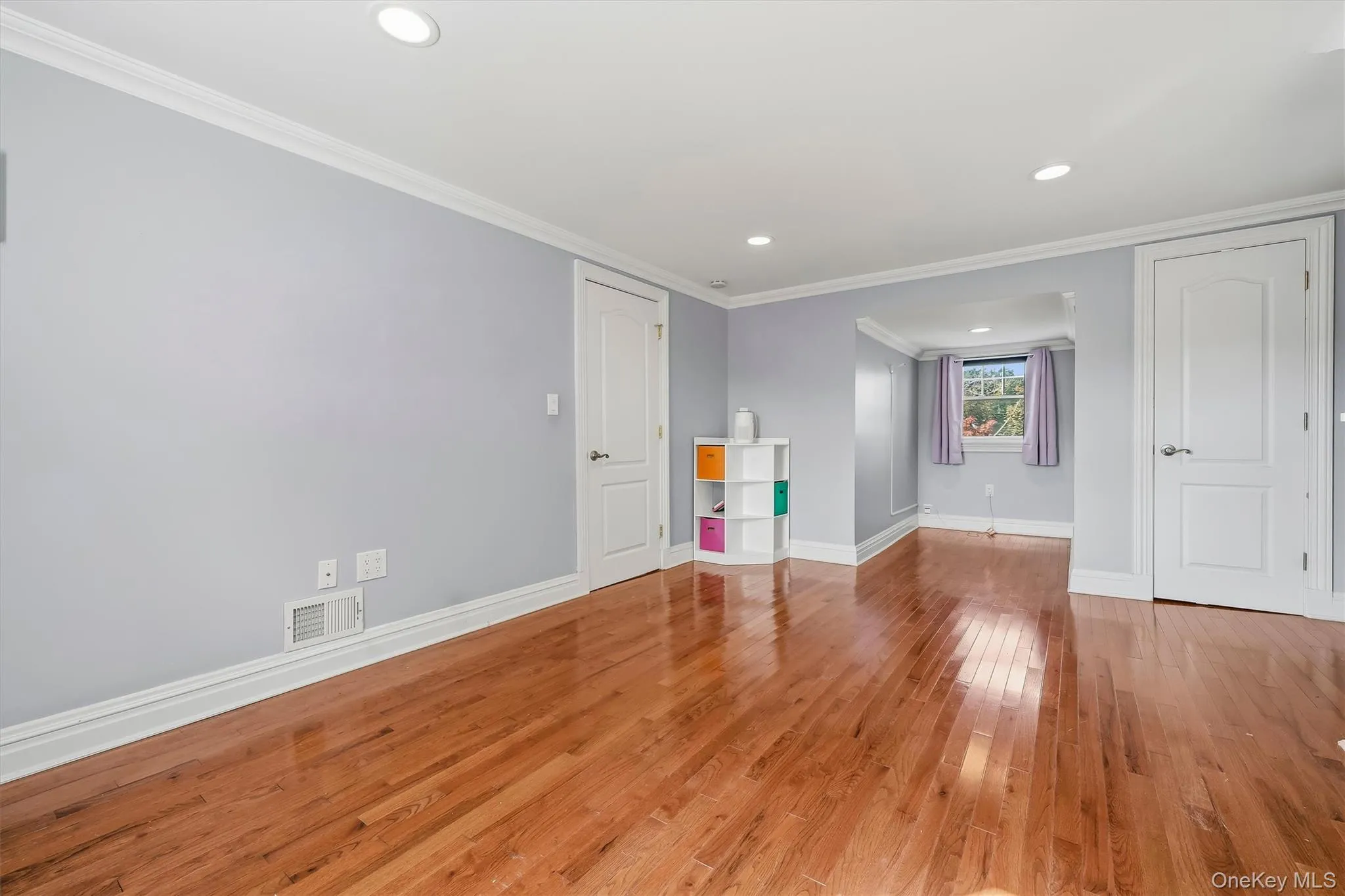 26 Custer Avenue, Yonkers, NY, 4 Bedrooms Bedrooms, 6 Rooms Rooms,2 BathroomsBathrooms,Residential,For Rent,Custer,0,1059498 26 Custer Avenue, Yonkers, NY, 4 Bedrooms Bedrooms, 6 Rooms Rooms,2 BathroomsBathrooms,Residential,For Rent,Custer,0,1059498