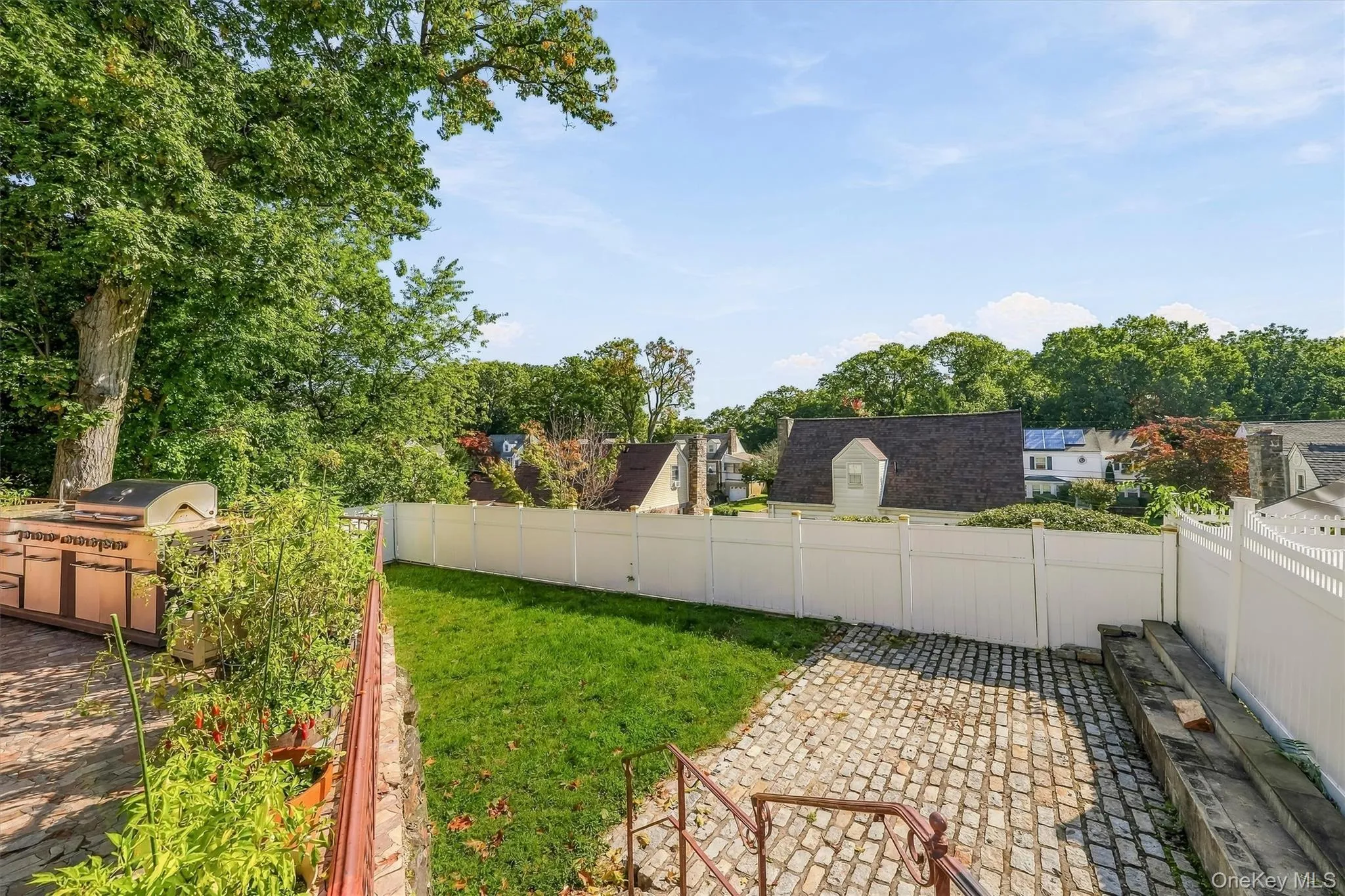 26 Custer Avenue, Yonkers, NY, 4 Bedrooms Bedrooms, 6 Rooms Rooms,2 BathroomsBathrooms,Residential,For Rent,Custer,0,1059498 26 Custer Avenue, Yonkers, NY, 4 Bedrooms Bedrooms, 6 Rooms Rooms,2 BathroomsBathrooms,Residential,For Rent,Custer,0,1059498