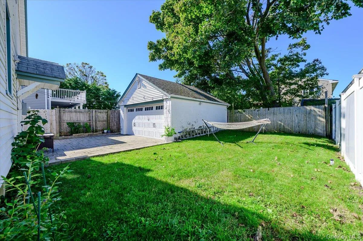 40'x100' fenced lot 40'x100' fenced lot