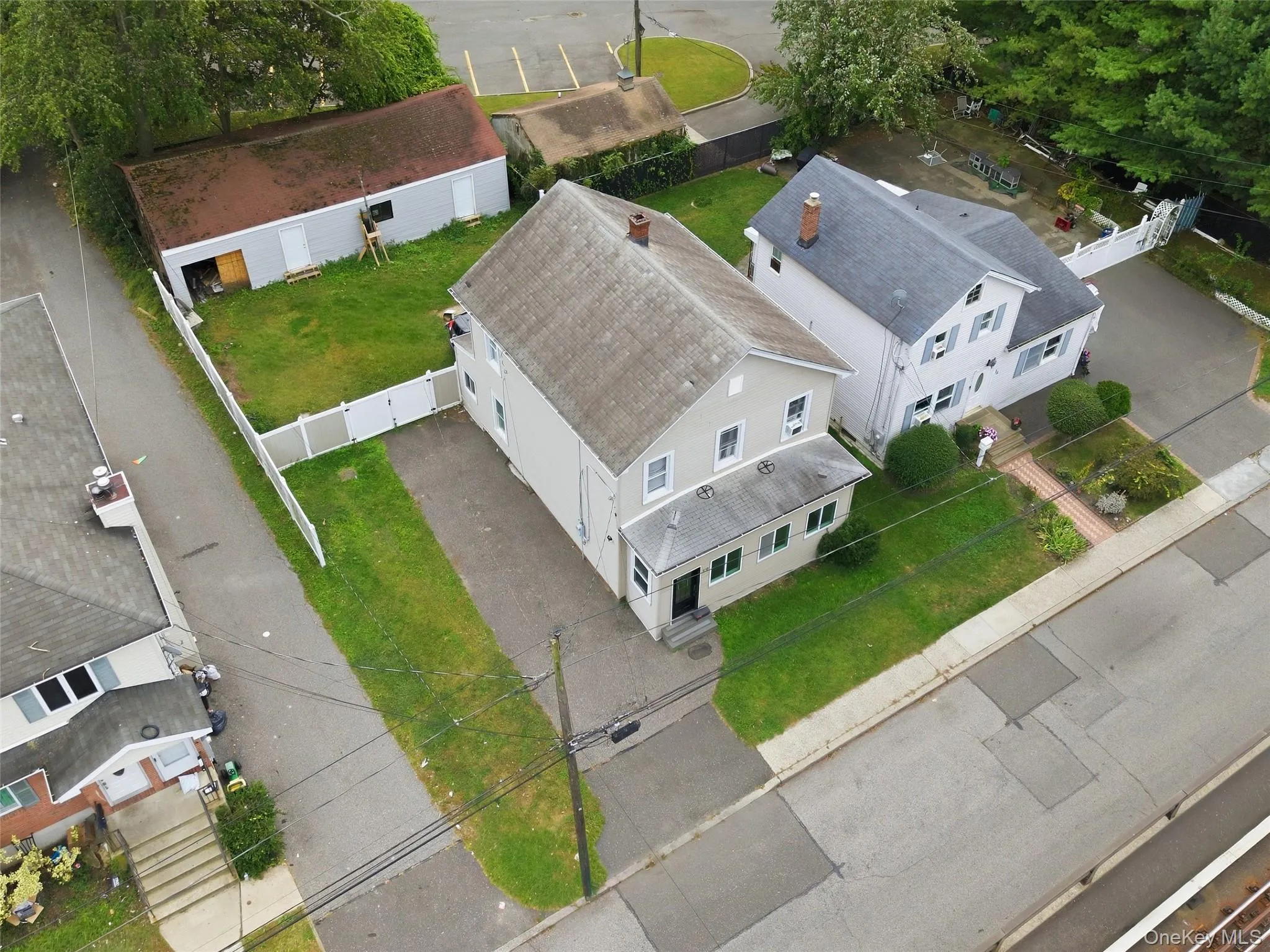 19 Railroad Avenue, Babylon, NY, 3 Bedrooms Bedrooms, 5 Rooms Rooms,2 BathroomsBathrooms,Residential,For Rent,Railroad,0,1059506 19 Railroad Avenue, Babylon, NY, 3 Bedrooms Bedrooms, 5 Rooms Rooms,2 BathroomsBathrooms,Residential,For Rent,Railroad,0,1059506