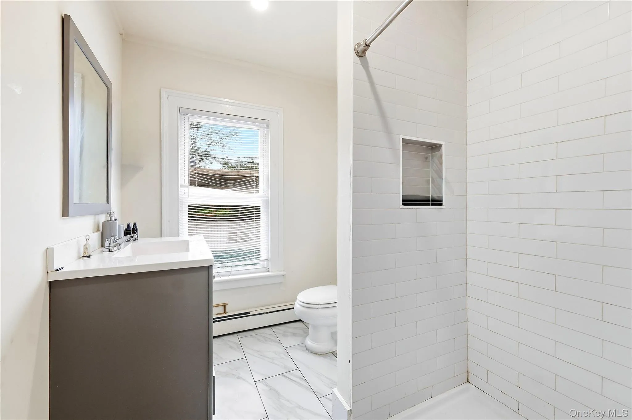19 Railroad Avenue, Babylon, NY, 3 Bedrooms Bedrooms, 5 Rooms Rooms,2 BathroomsBathrooms,Residential,For Rent,Railroad,0,1059506 19 Railroad Avenue, Babylon, NY, 3 Bedrooms Bedrooms, 5 Rooms Rooms,2 BathroomsBathrooms,Residential,For Rent,Railroad,0,1059506
