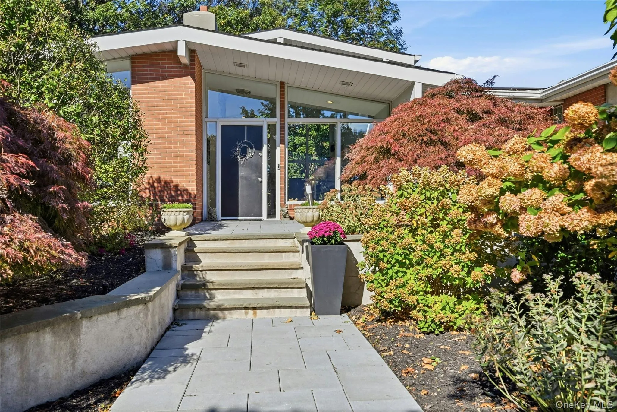 17 Terra Mar Drive, Huntington, NY, 5 Bedrooms Bedrooms, 11 Rooms Rooms,3 BathroomsBathrooms,Residential,For Rent,Terra Mar,0,1059512 17 Terra Mar Drive, Huntington, NY, 5 Bedrooms Bedrooms, 11 Rooms Rooms,3 BathroomsBathrooms,Residential,For Rent,Terra Mar,0,1059512