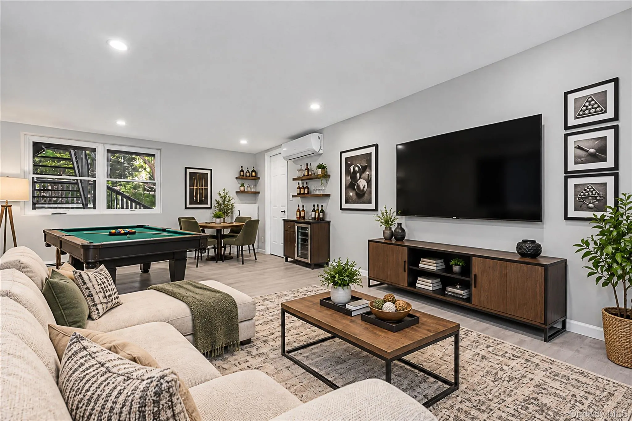 644 BREAD AND CHEESE HOLLOW Road, Huntington, NY, 4 Bedrooms Bedrooms, 14 Rooms Rooms,4 BathroomsBathrooms,Residential,For Rent,BREAD AND CHEESE HOLLOW,0,1059517 644 BREAD AND CHEESE HOLLOW Road, Huntington, NY, 4 Bedrooms Bedrooms, 14 Rooms Rooms,4 BathroomsBathrooms,Residential,For Rent,BREAD AND CHEESE HOLLOW,0,1059517