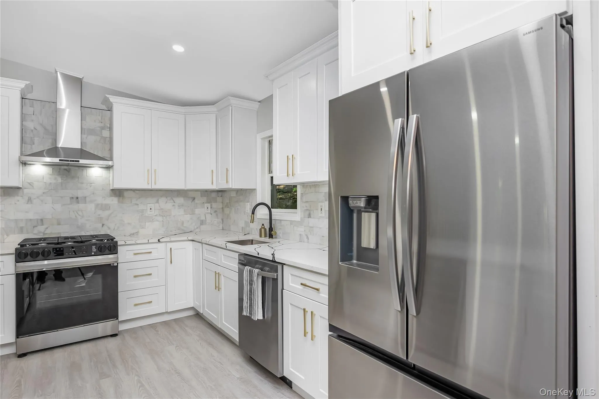 644 BREAD AND CHEESE HOLLOW Road, Huntington, NY, 4 Bedrooms Bedrooms, 14 Rooms Rooms,4 BathroomsBathrooms,Residential,For Rent,BREAD AND CHEESE HOLLOW,0,1059517 644 BREAD AND CHEESE HOLLOW Road, Huntington, NY, 4 Bedrooms Bedrooms, 14 Rooms Rooms,4 BathroomsBathrooms,Residential,For Rent,BREAD AND CHEESE HOLLOW,0,1059517
